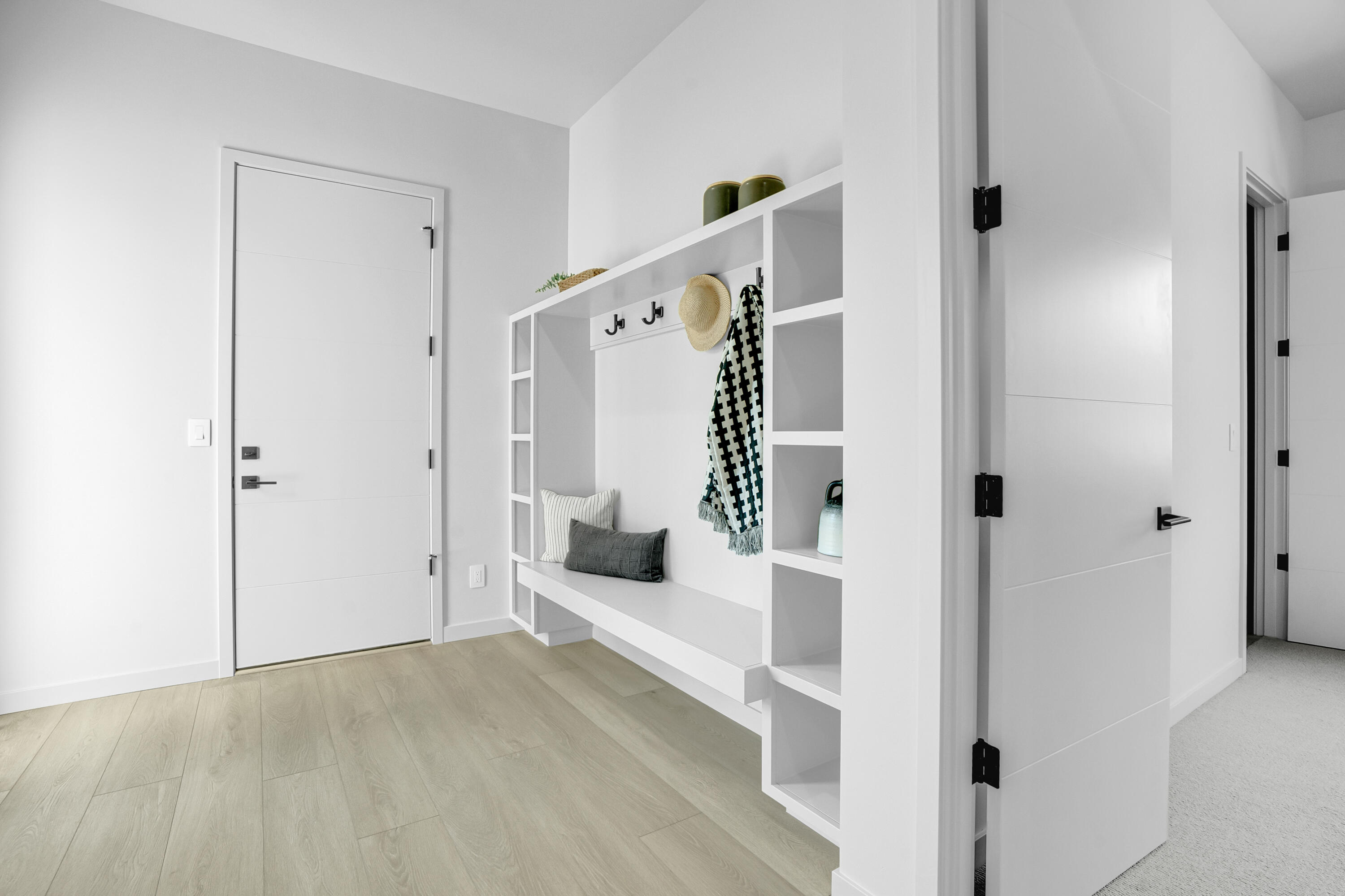 60893 River Rim Drive