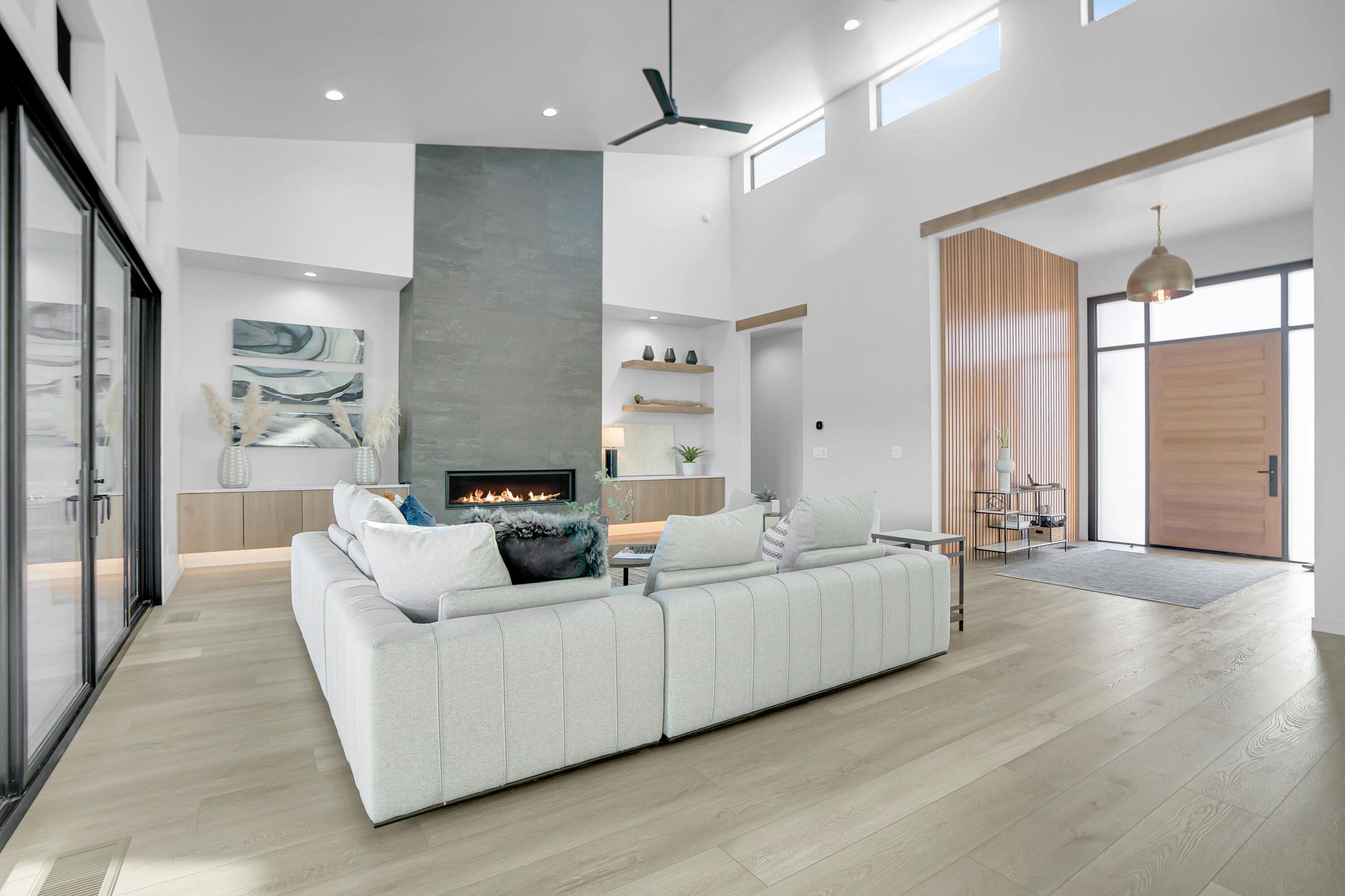 60893 River Rim Drive