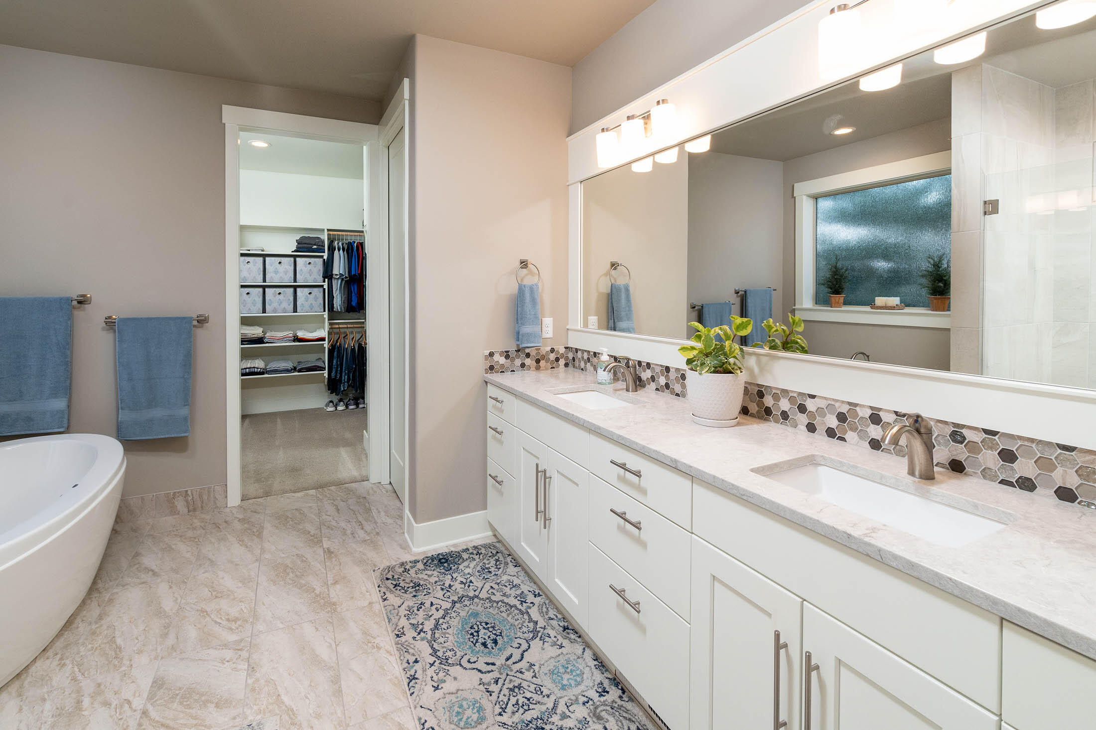 2556 NW Pine Terrrace Drive