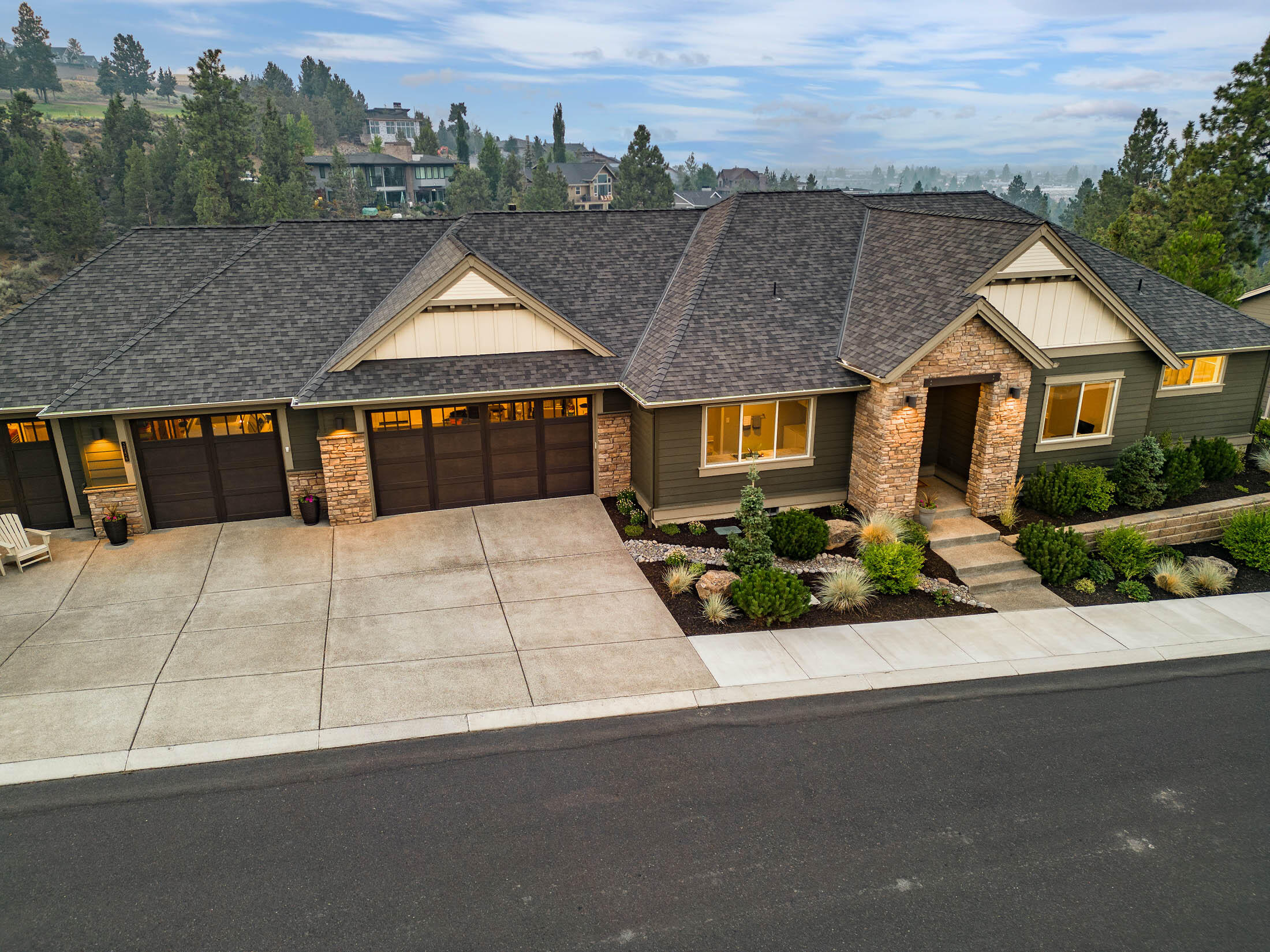 2556 NW Pine Terrrace Drive