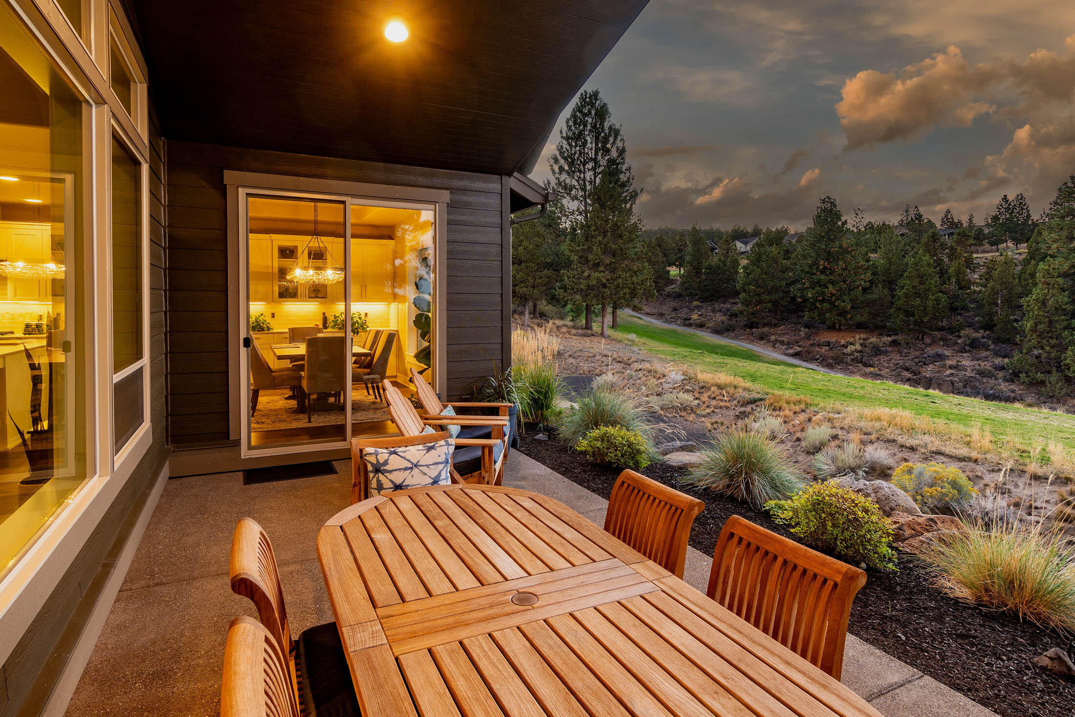 2556 NW Pine Terrrace Drive