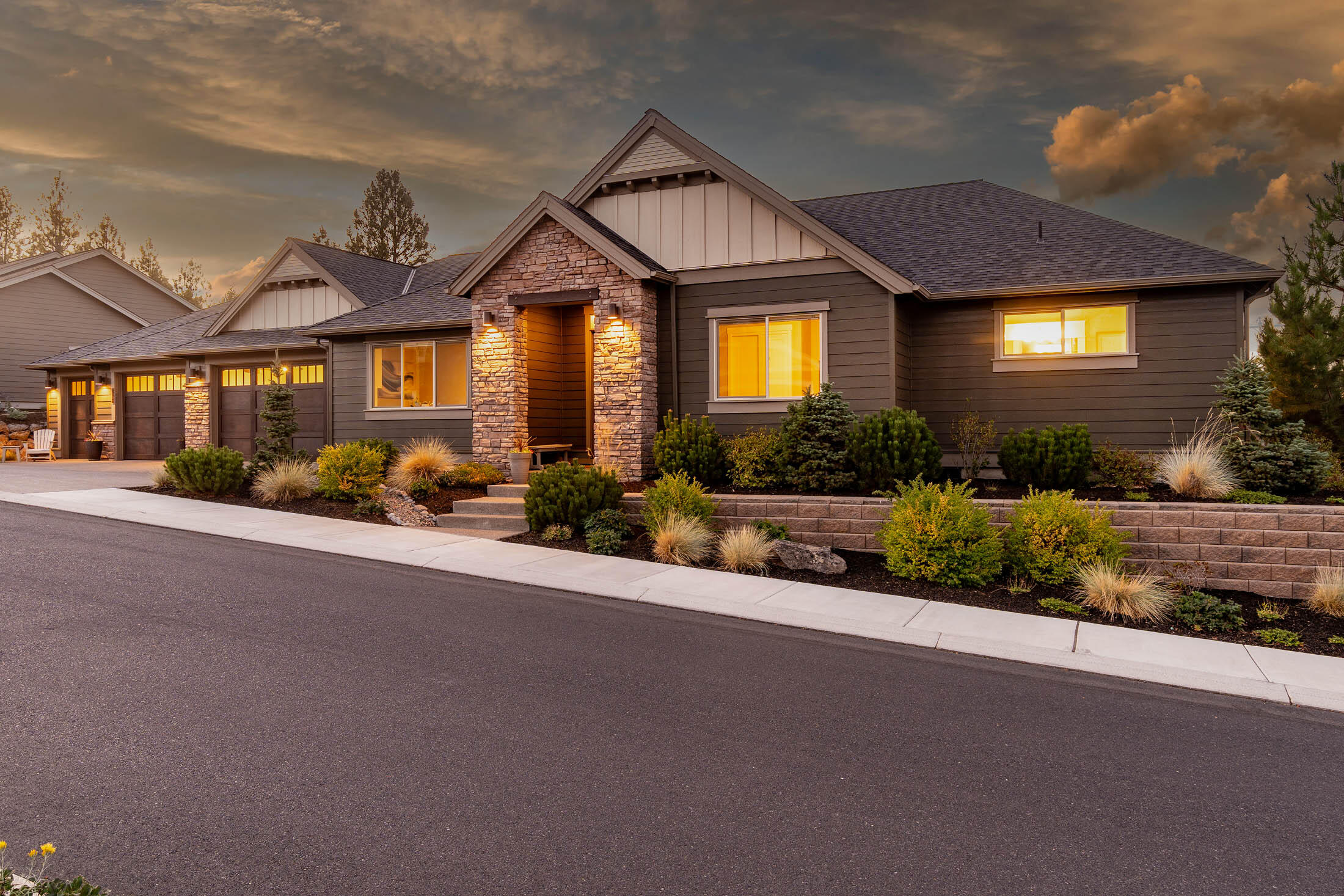 2556 NW Pine Terrrace Drive