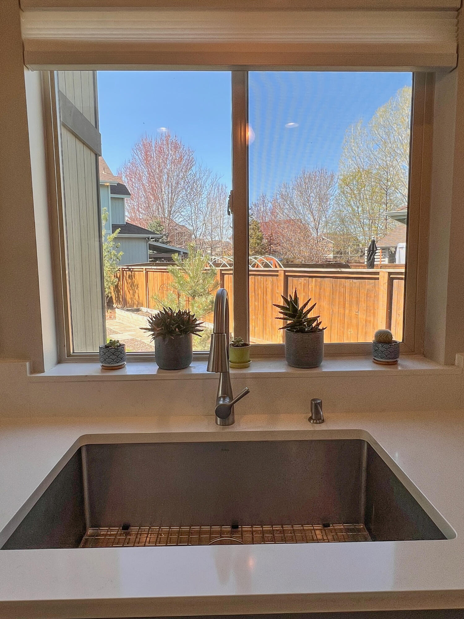 1706 NW Larch Avenue