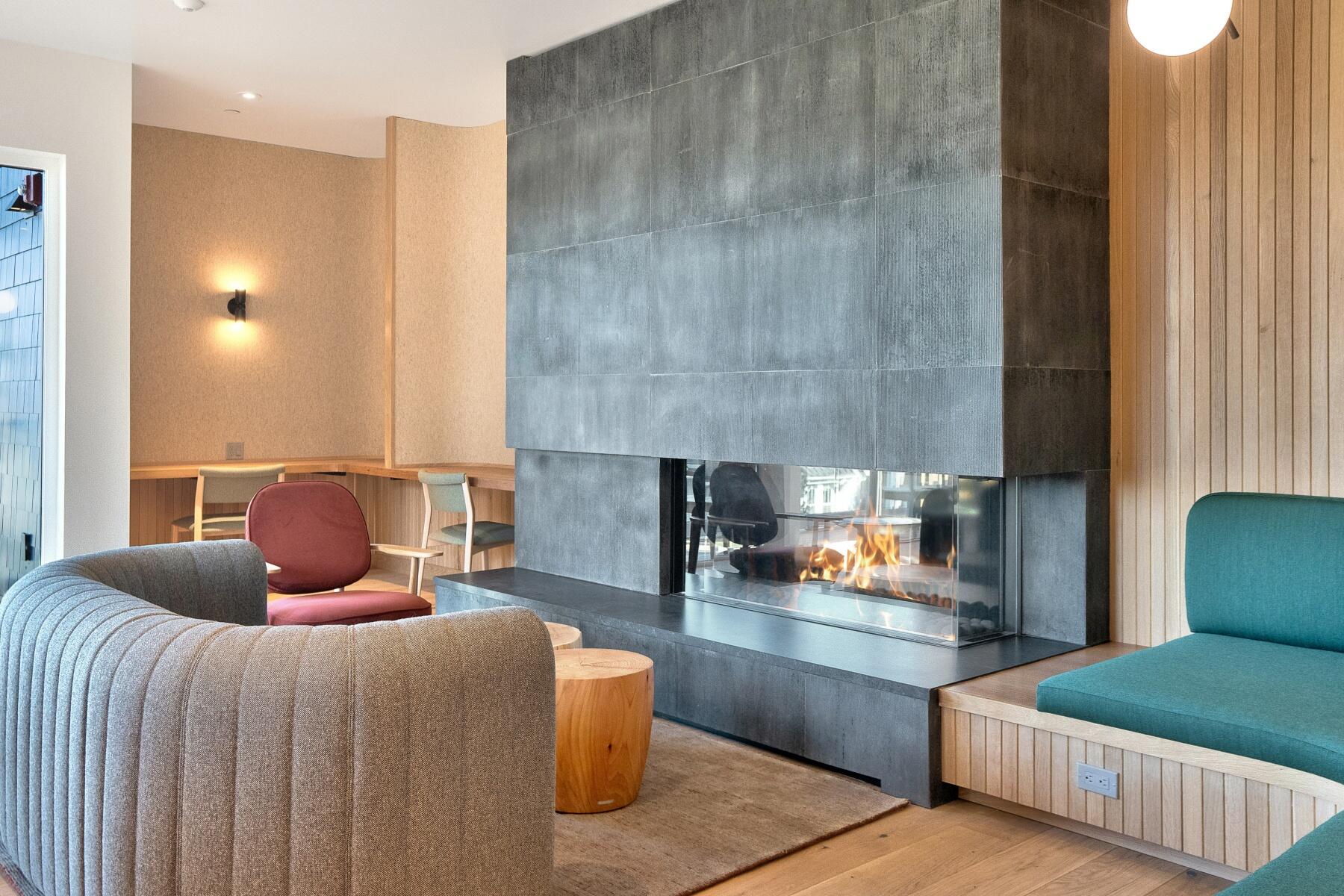 2745 NW Ordway Avenue, 306