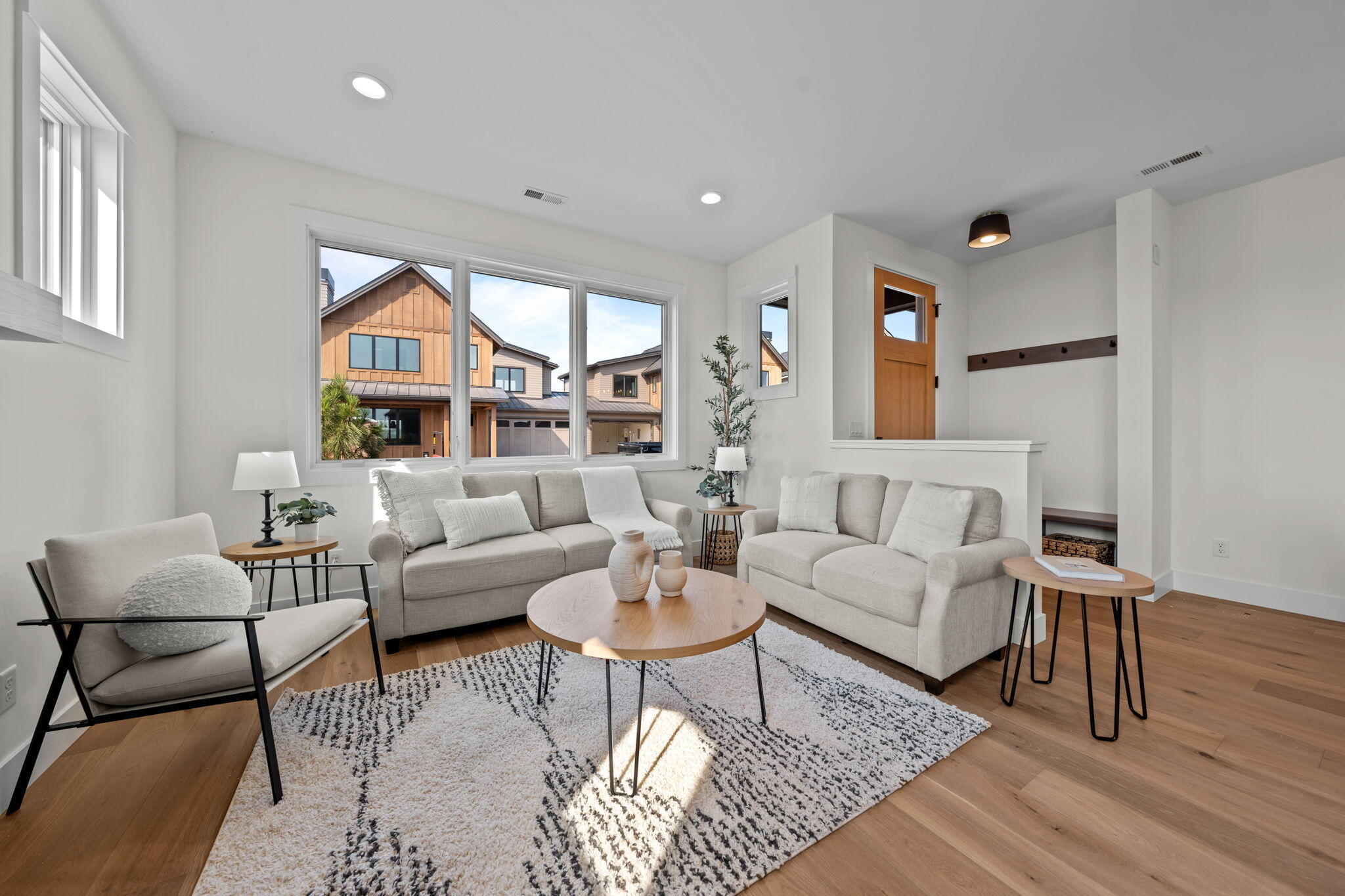 61280 McRoberts Lane, 28