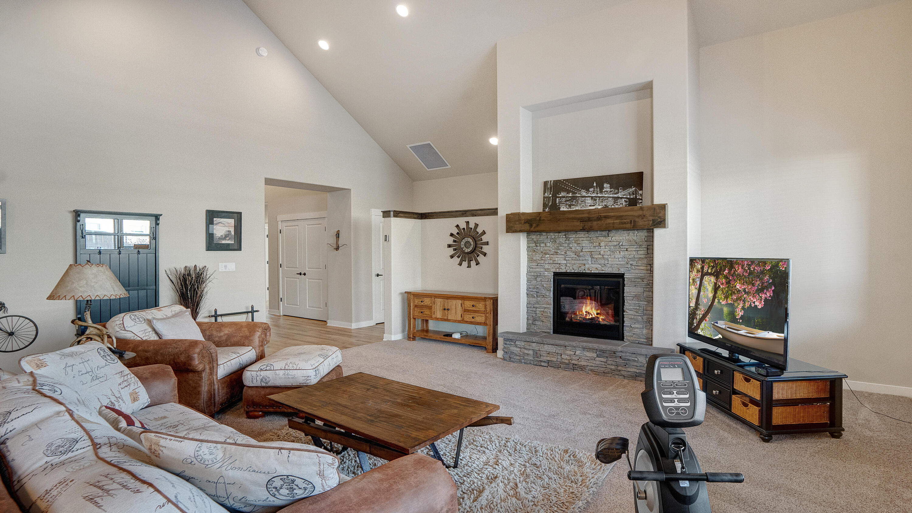 3677 SW Badger Court