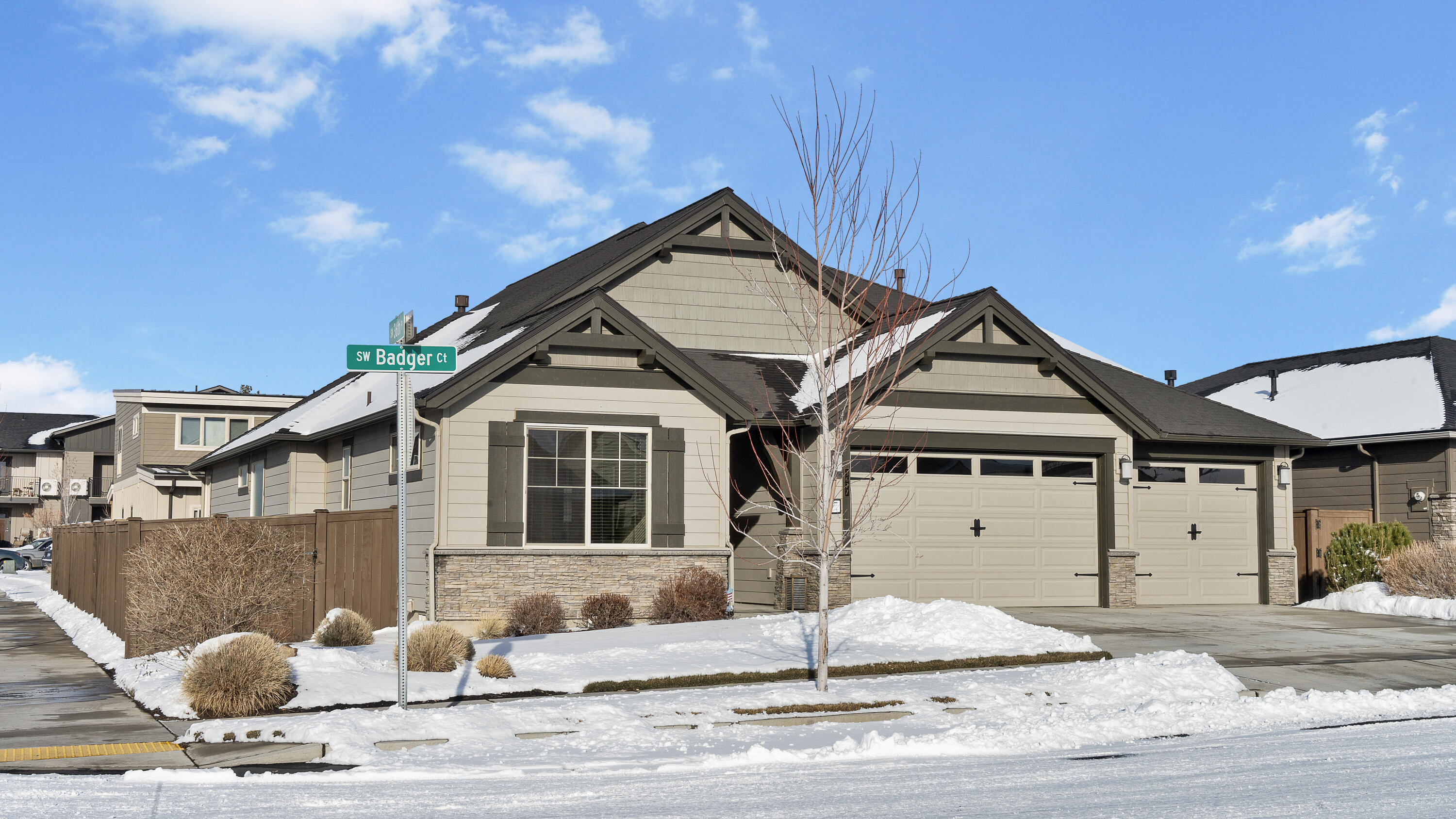 3677 SW Badger Court