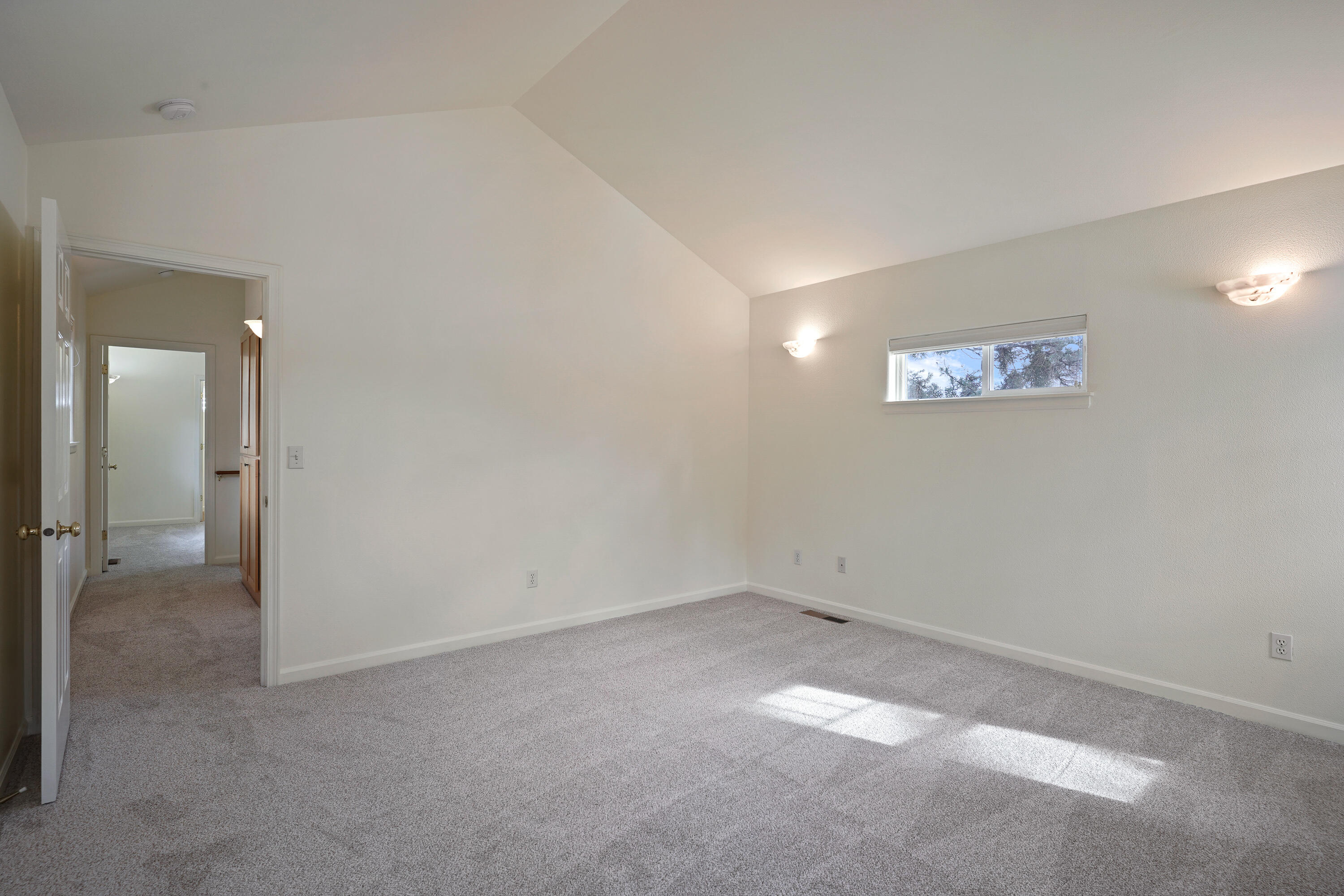 1316 NW Milwaukee Avenue