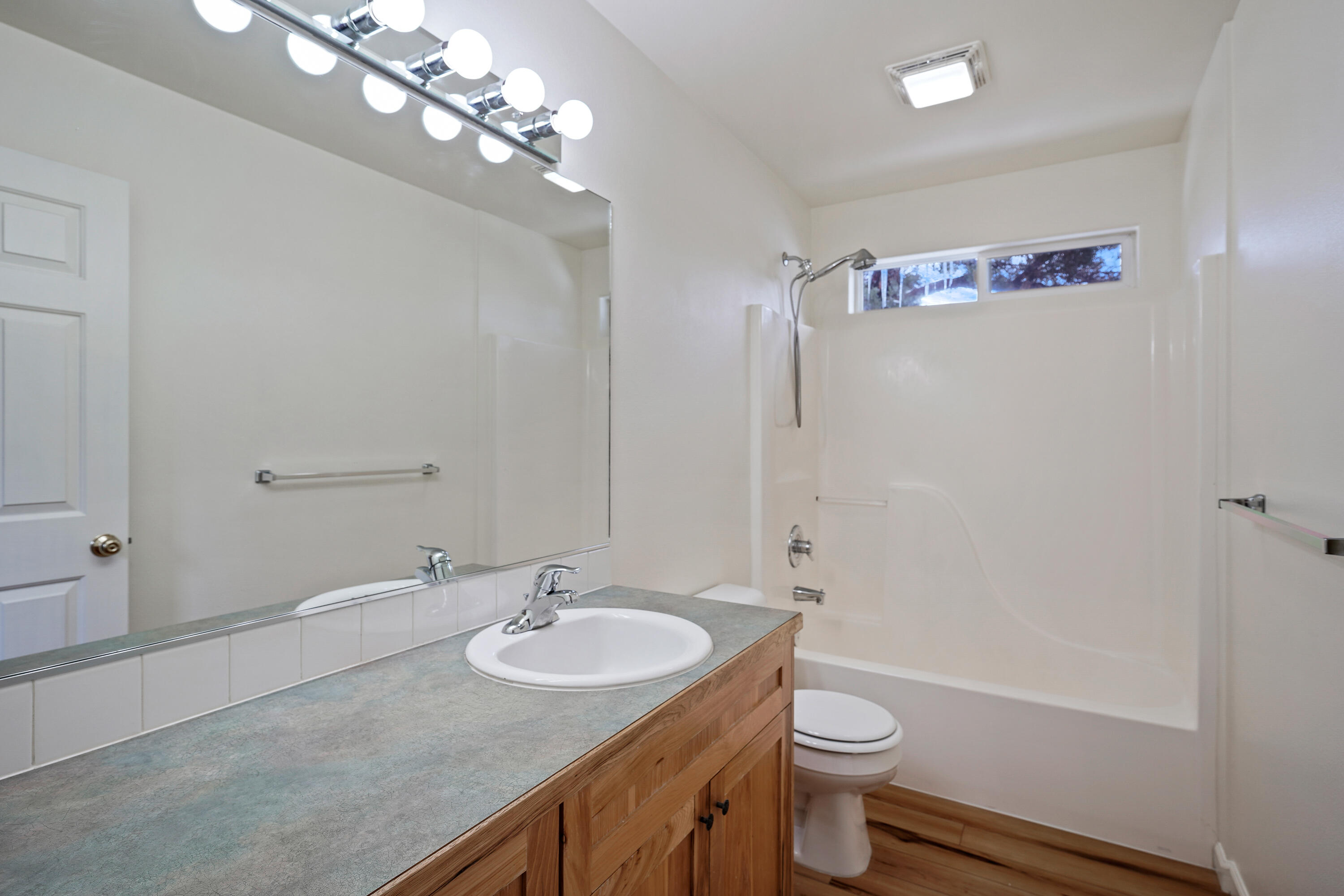 1316 NW Milwaukee Avenue