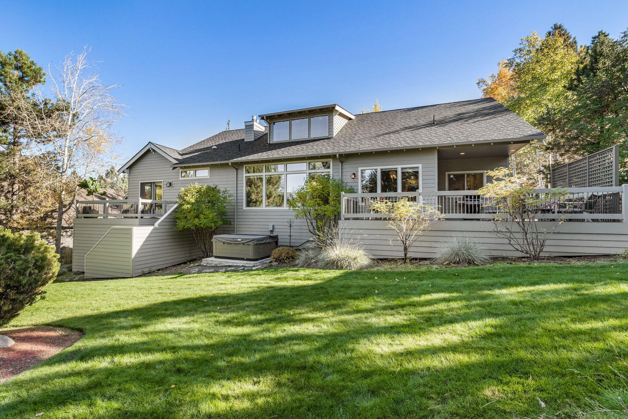 3177 NW Fairway Heights Drive