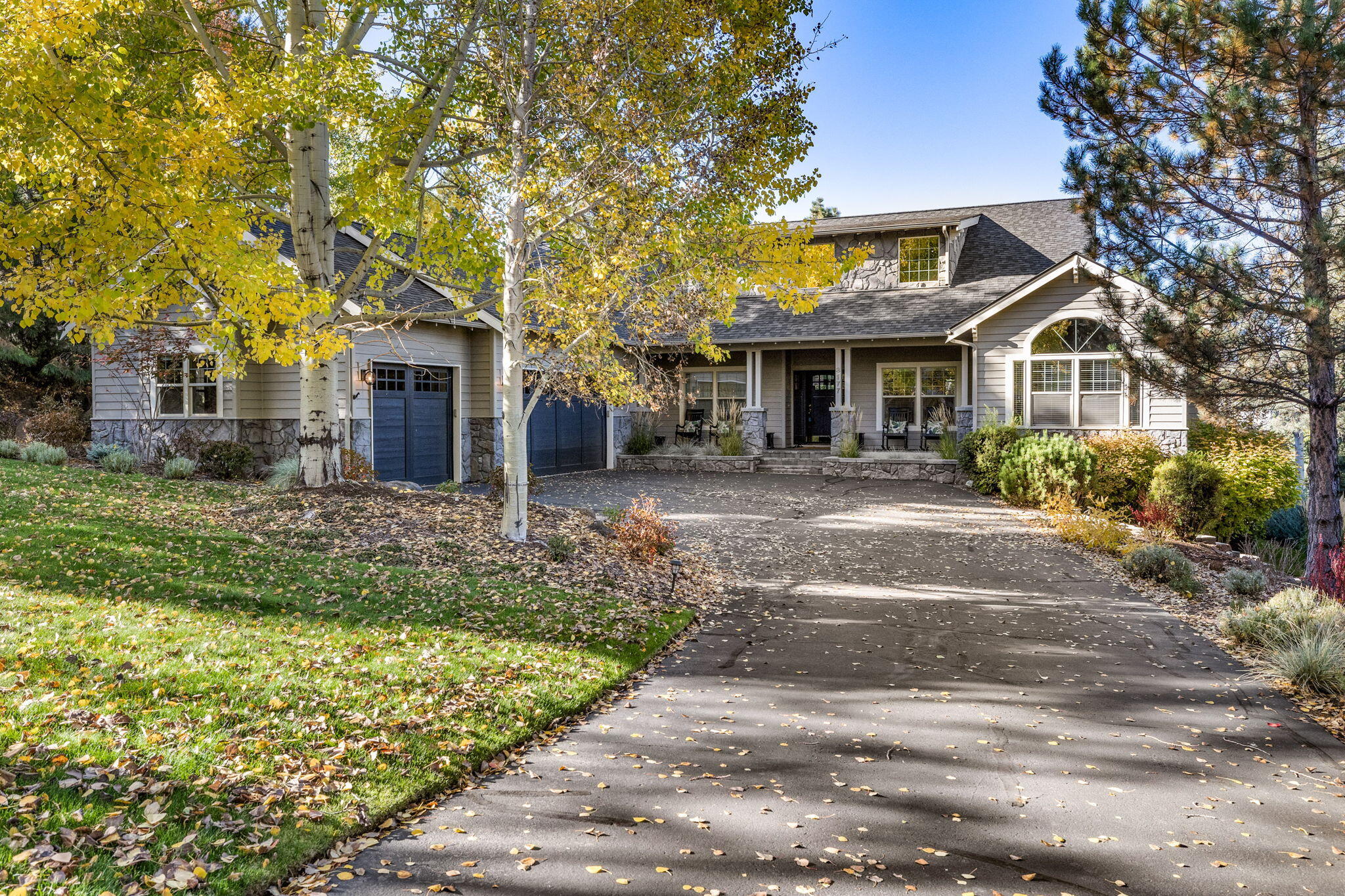 3177 NW Fairway Heights Drive