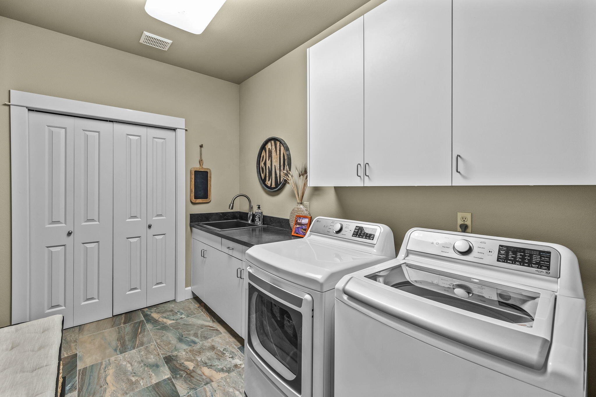 3177 NW Fairway Heights Drive