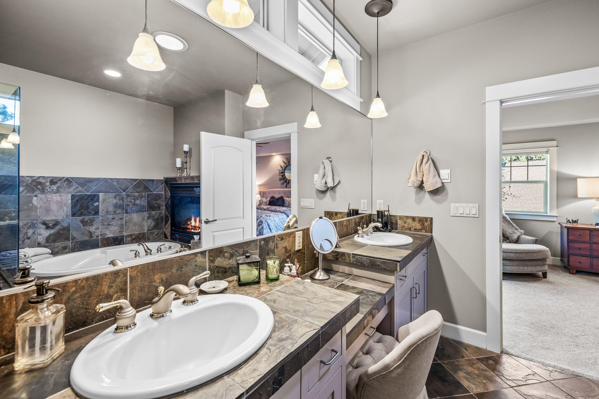 3177 NW Fairway Heights Drive