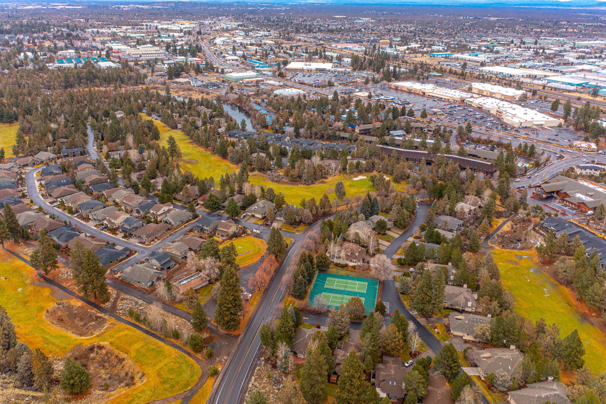 2816 NW Golf Course Drive S