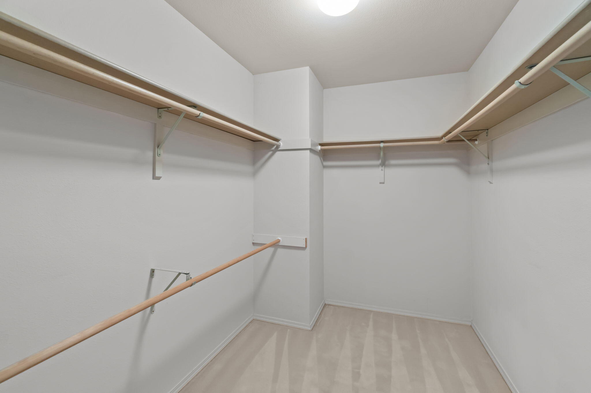 2816 NW Golf Course Drive S