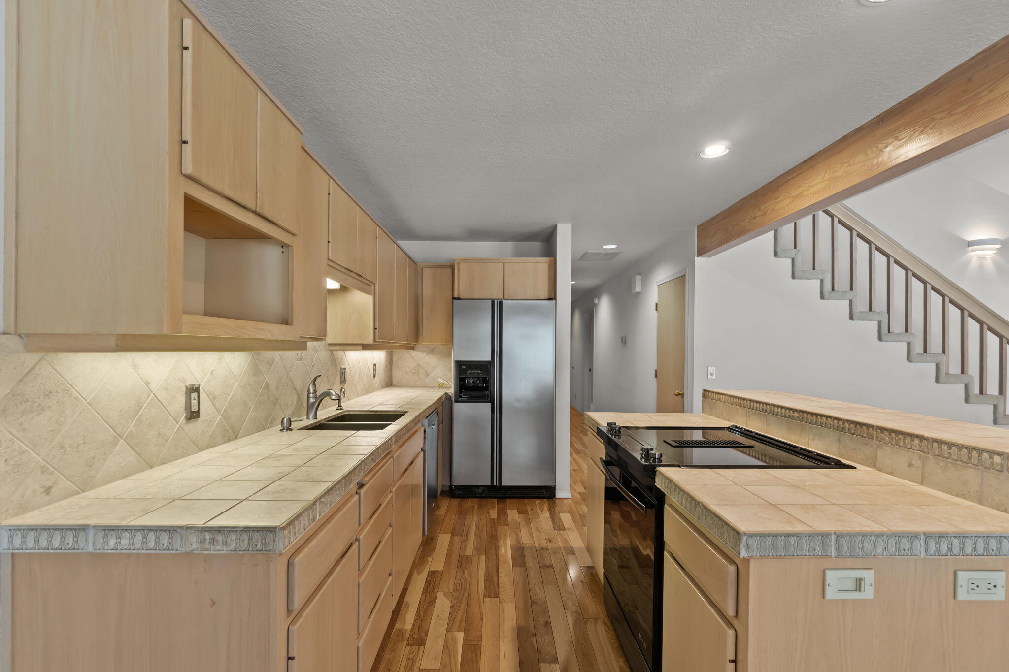 2816 NW Golf Course Drive S