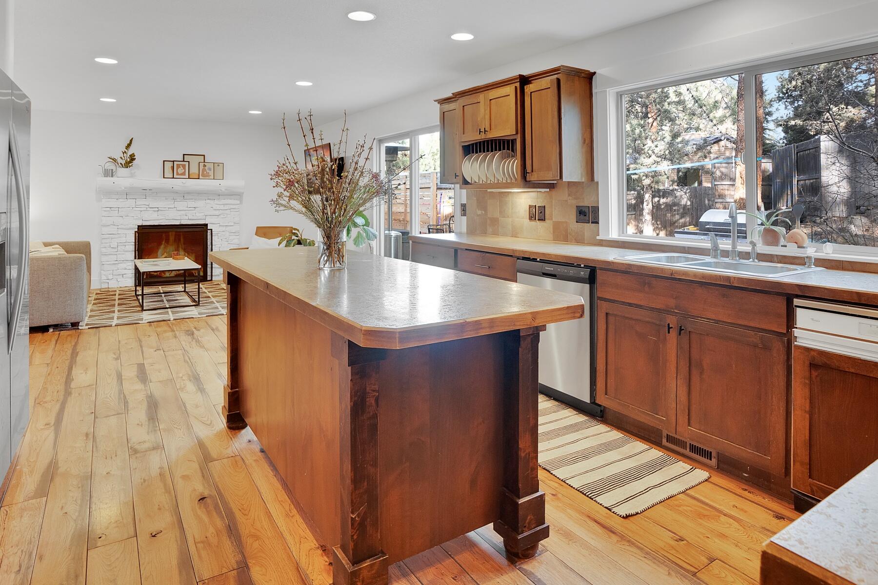 20914 King David Avenue