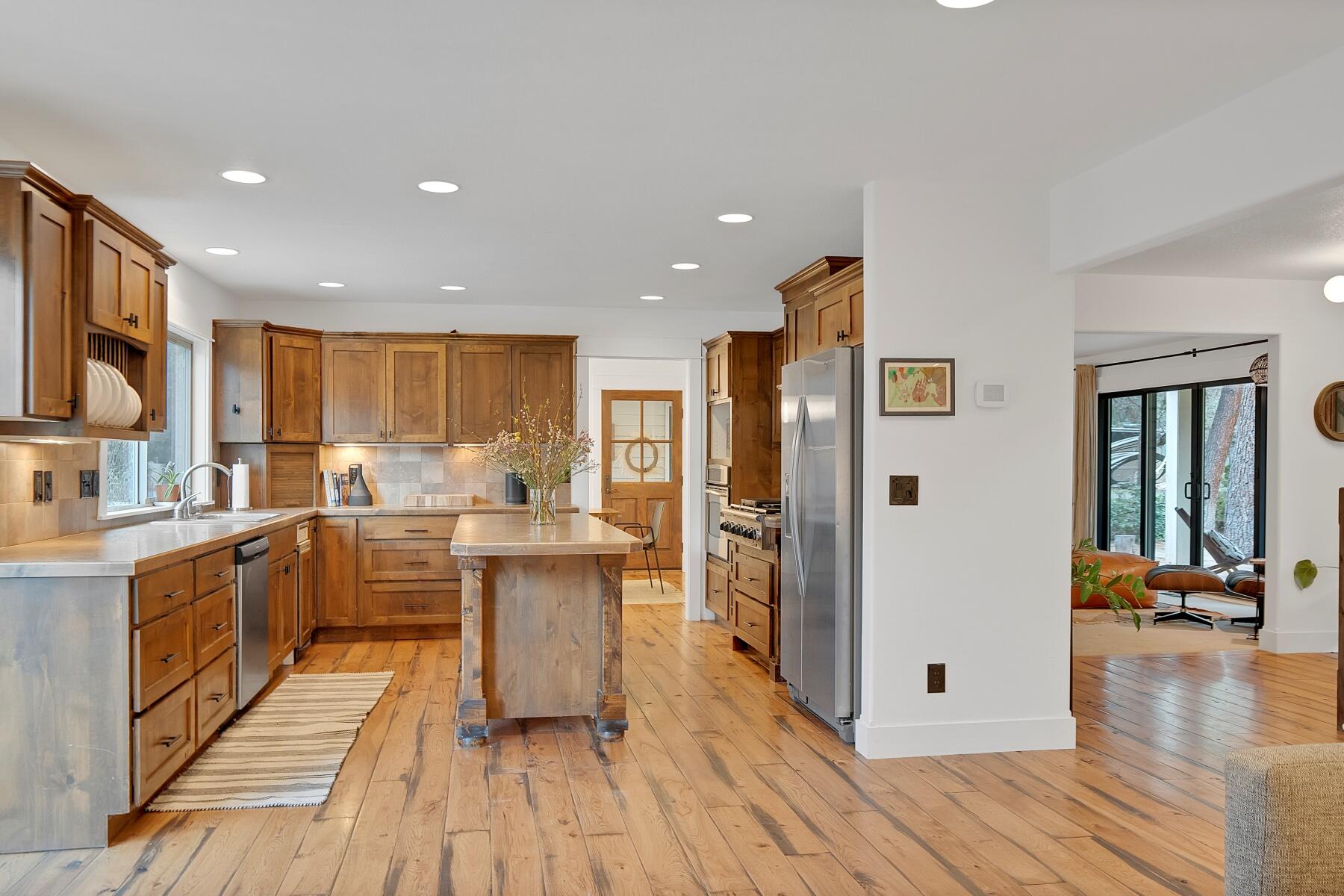 20914 King David Avenue