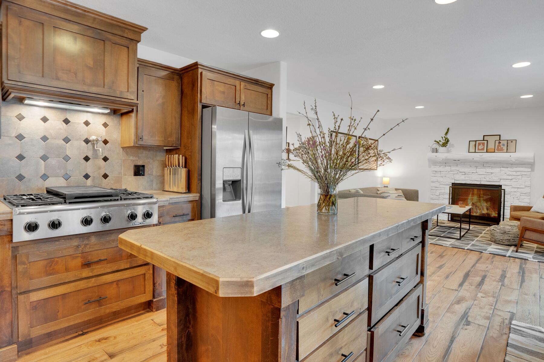 20914 King David Avenue