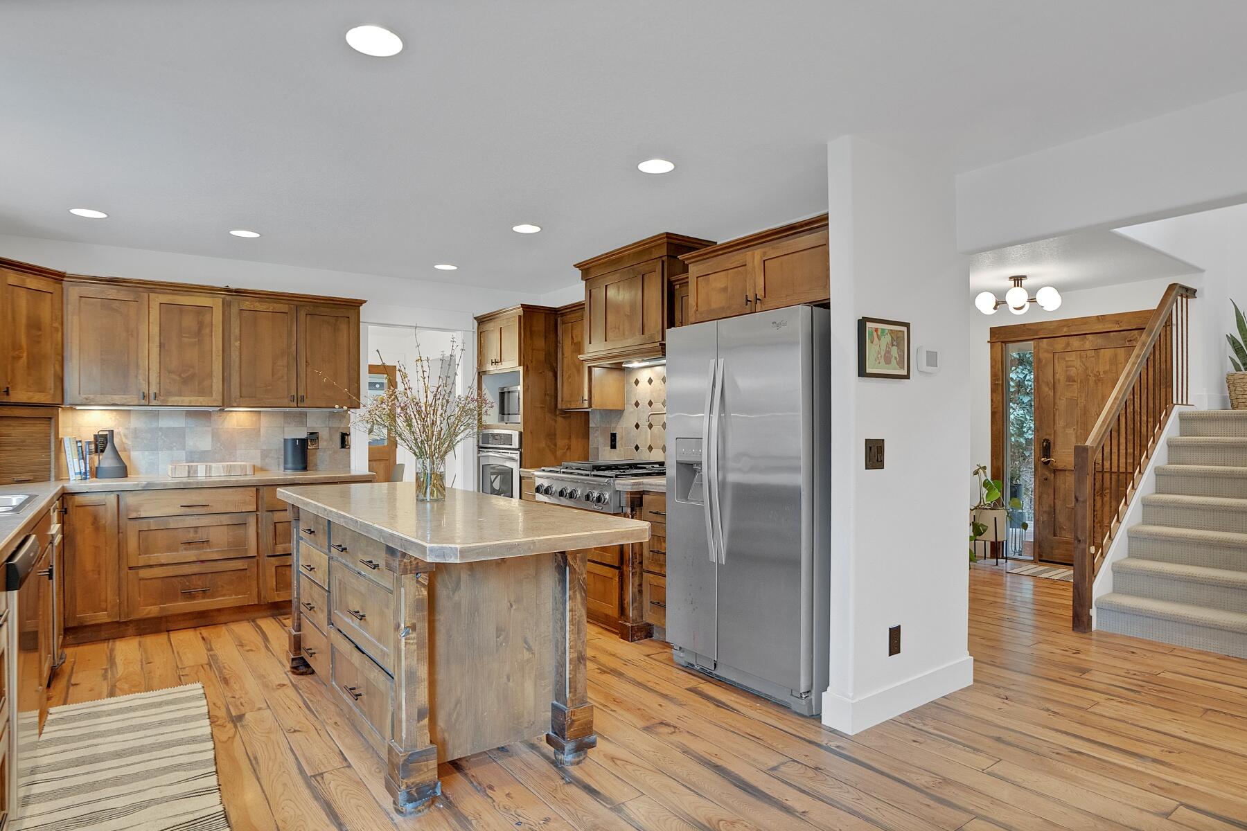 20914 King David Avenue