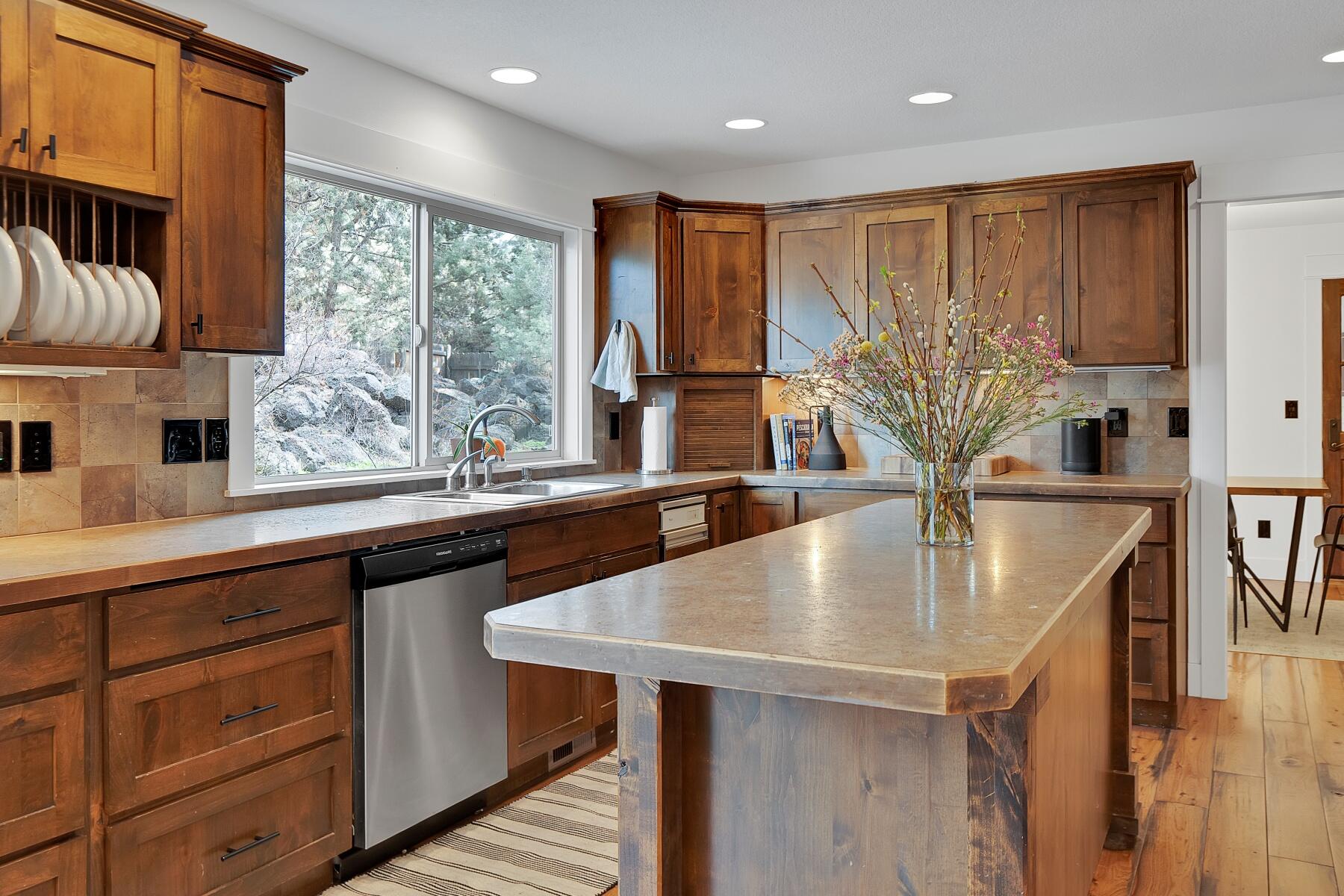 20914 King David Avenue