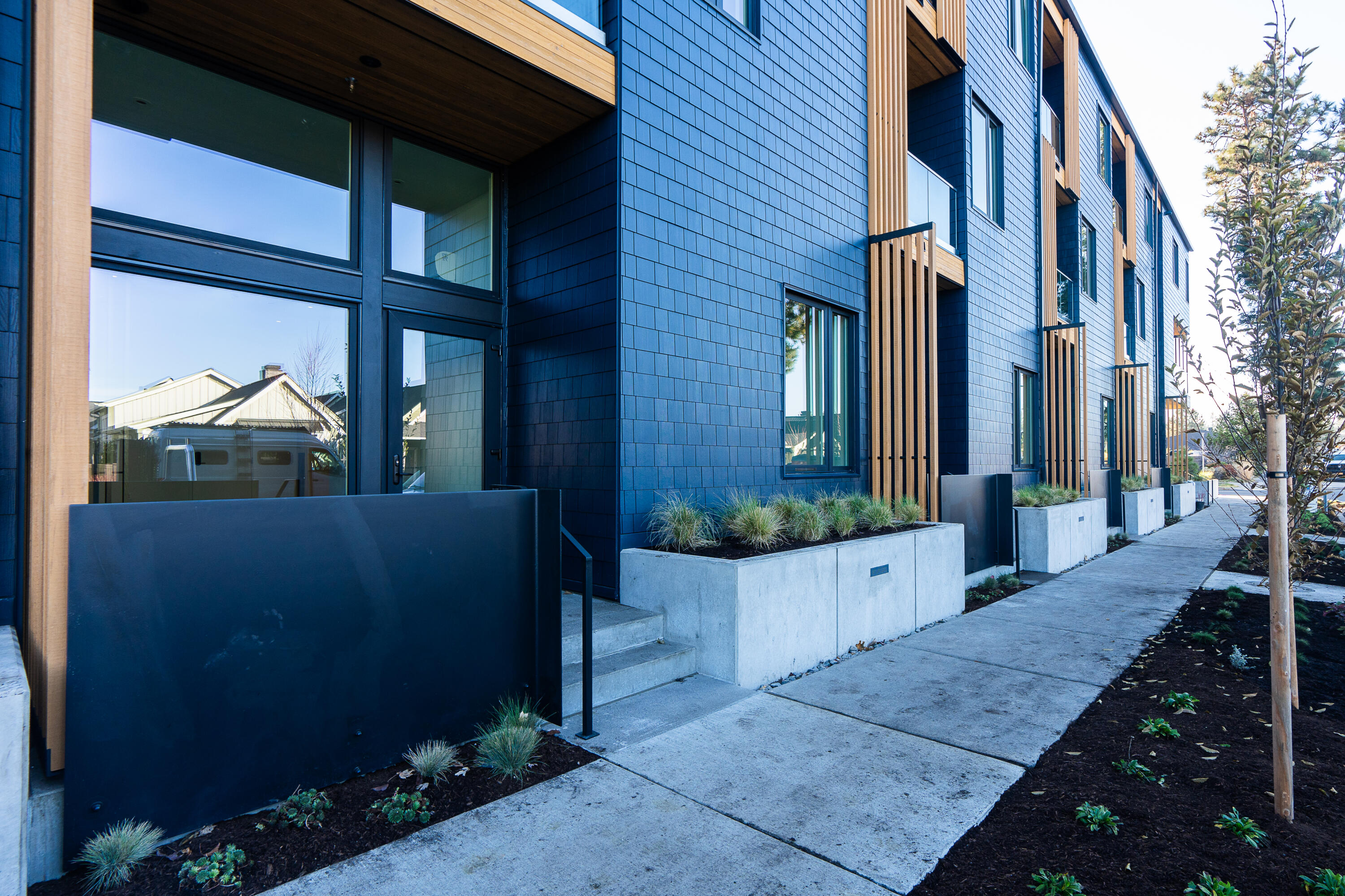 2745 NW Ordway Avenue, 101