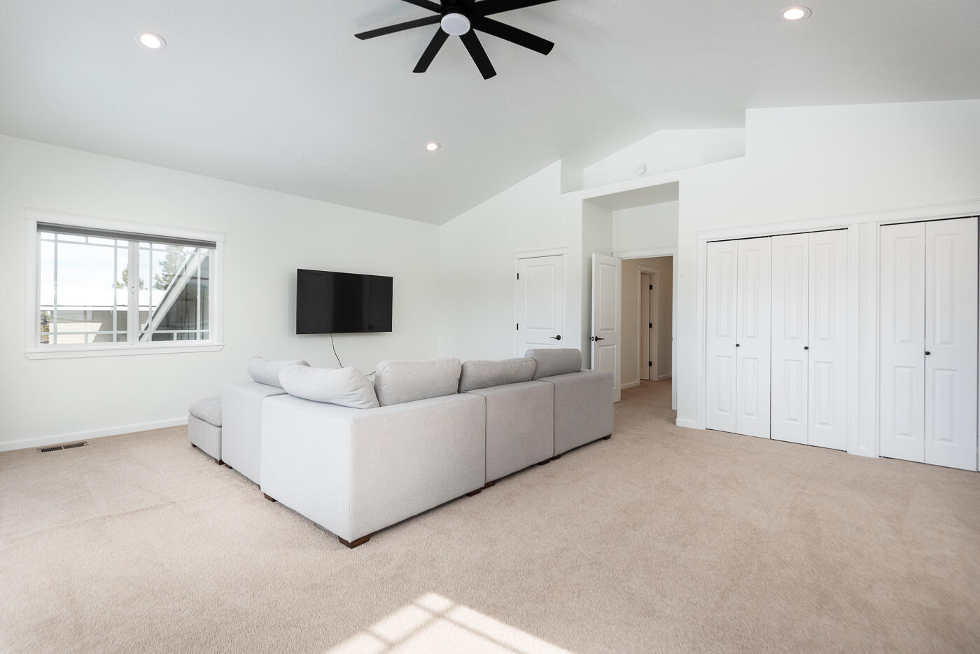 2691 NW Rainbow Ridge Drive