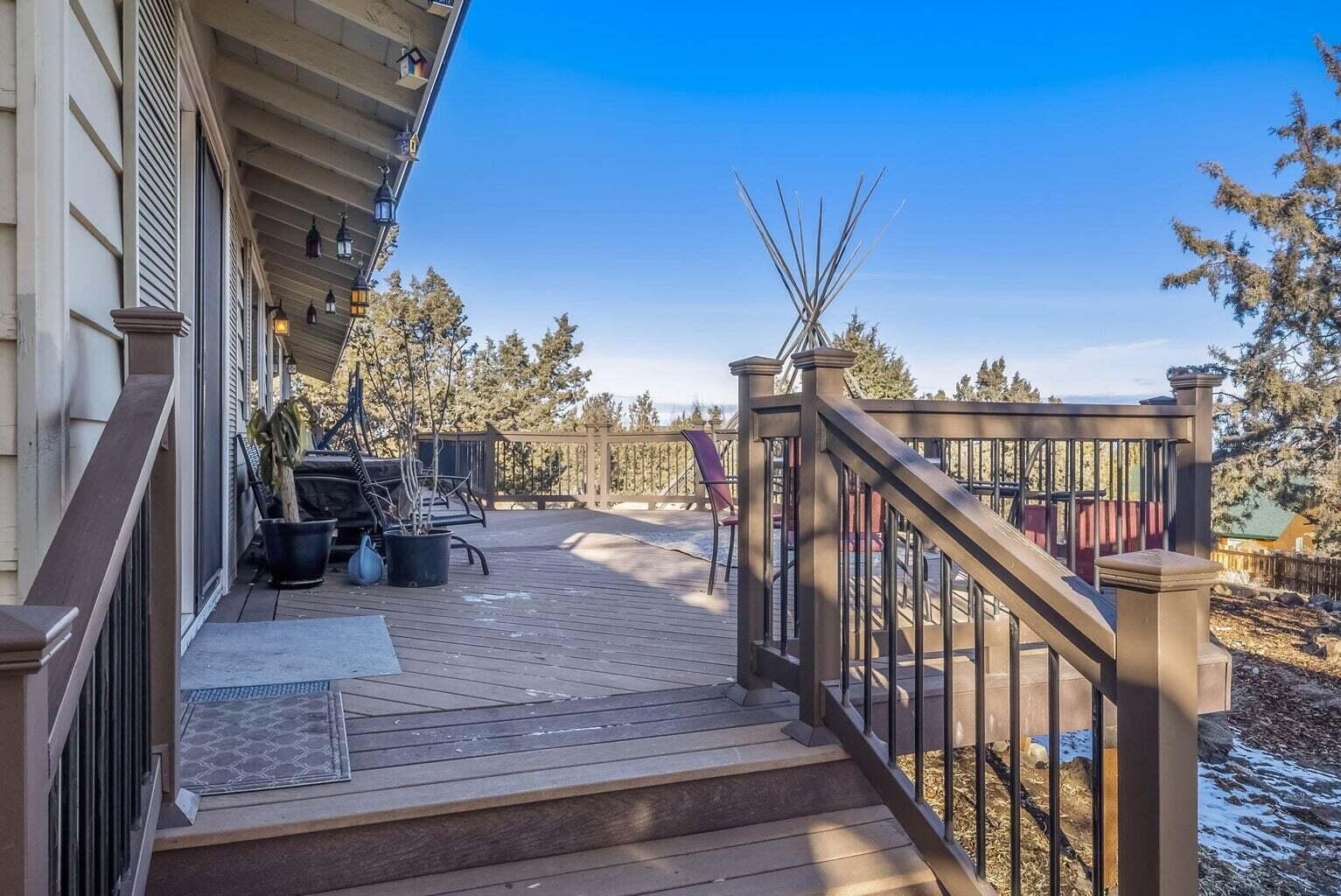 3525 SW Timber Avenue