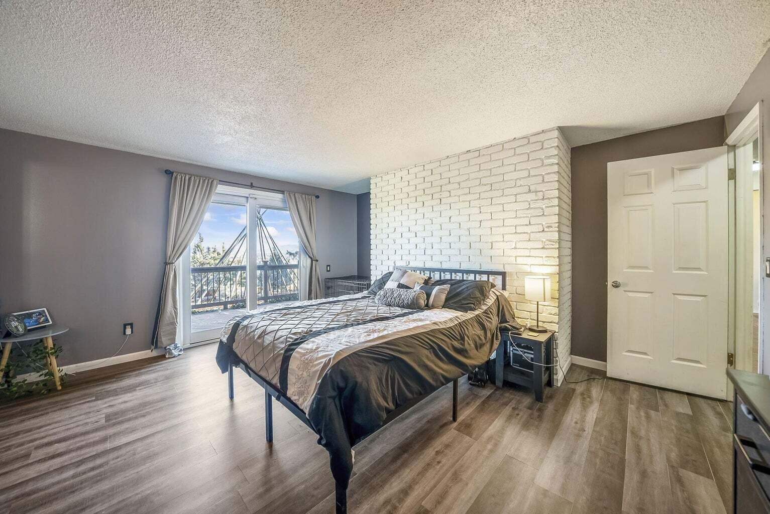 3525 SW Timber Avenue