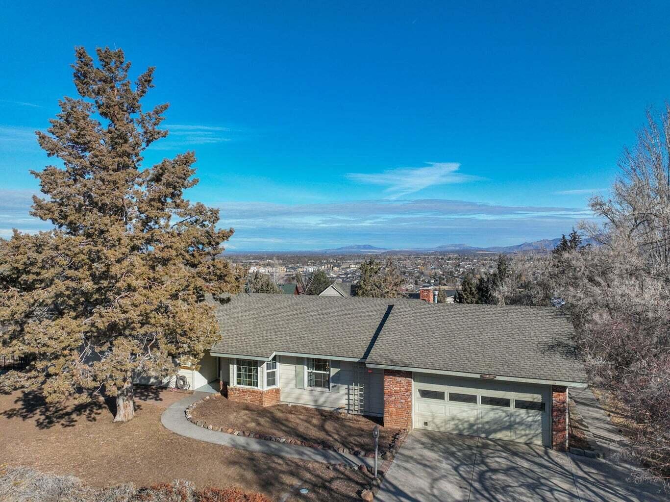 3525 SW Timber Avenue