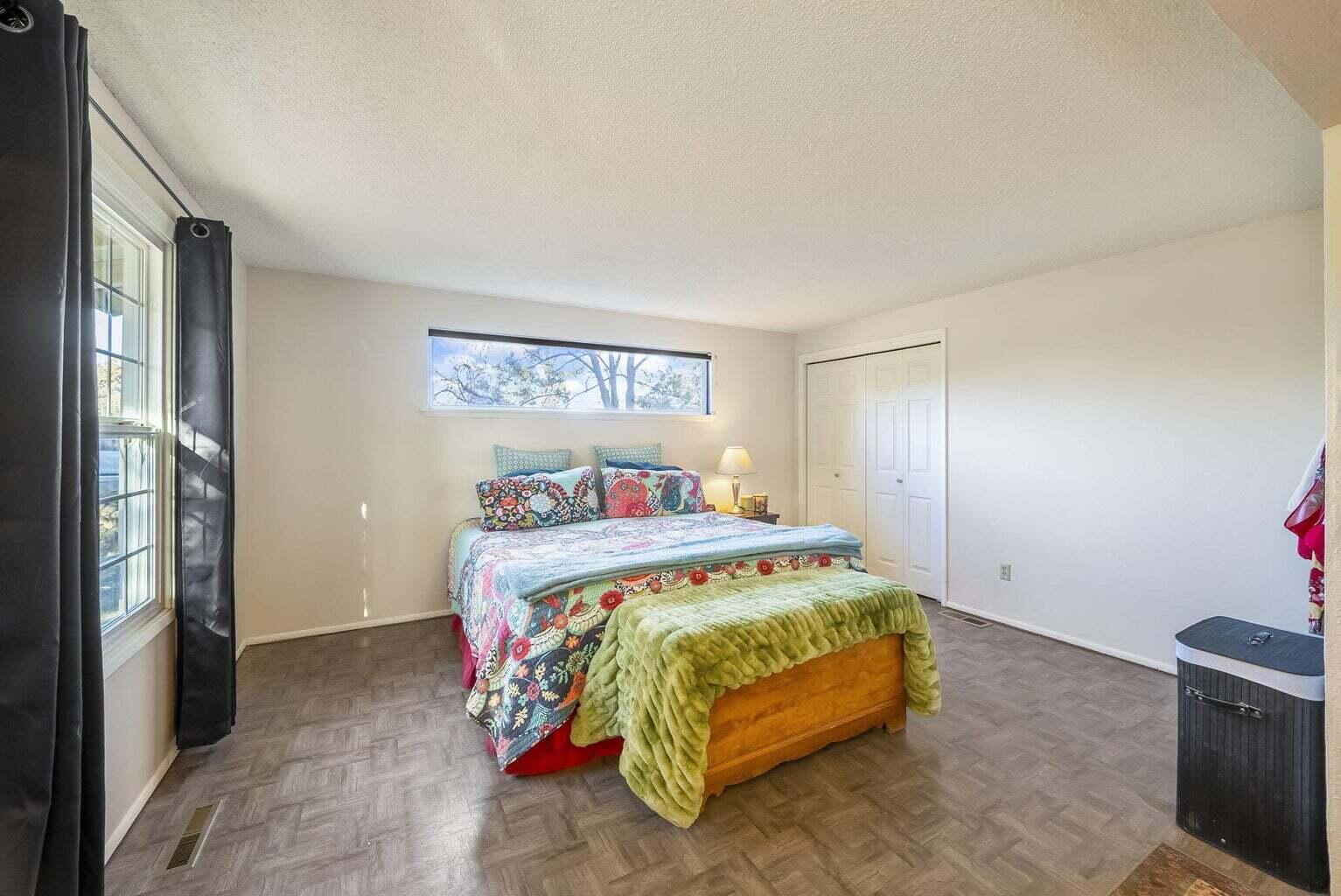 3525 SW Timber Avenue