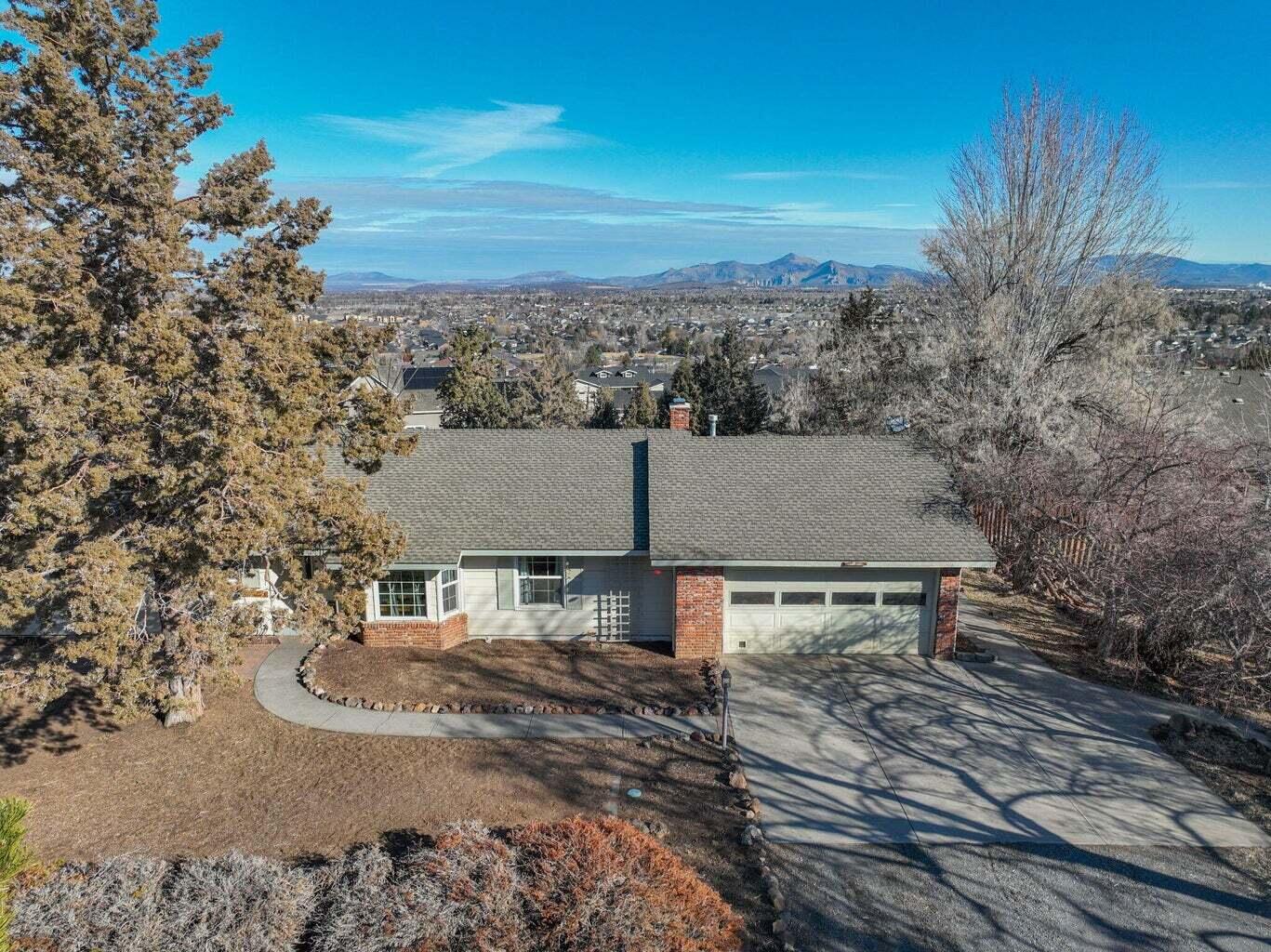 3525 SW Timber Avenue