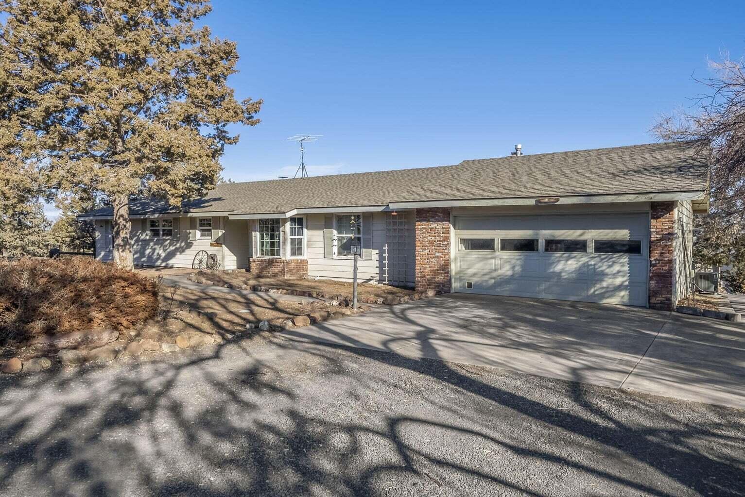 3525 SW Timber Avenue