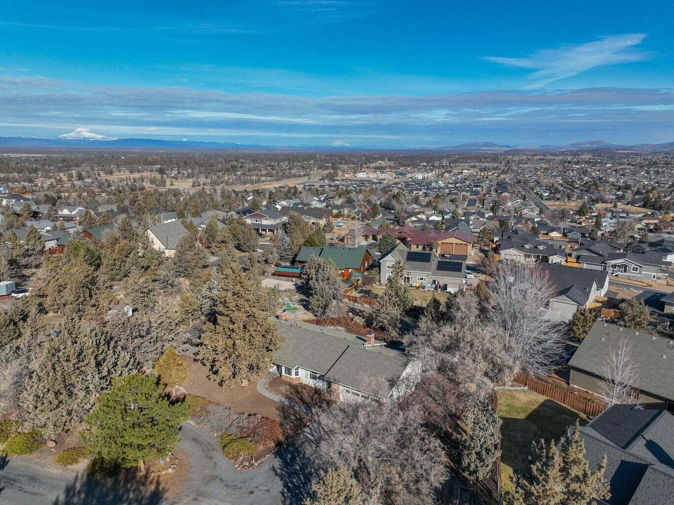 3525 SW Timber Avenue