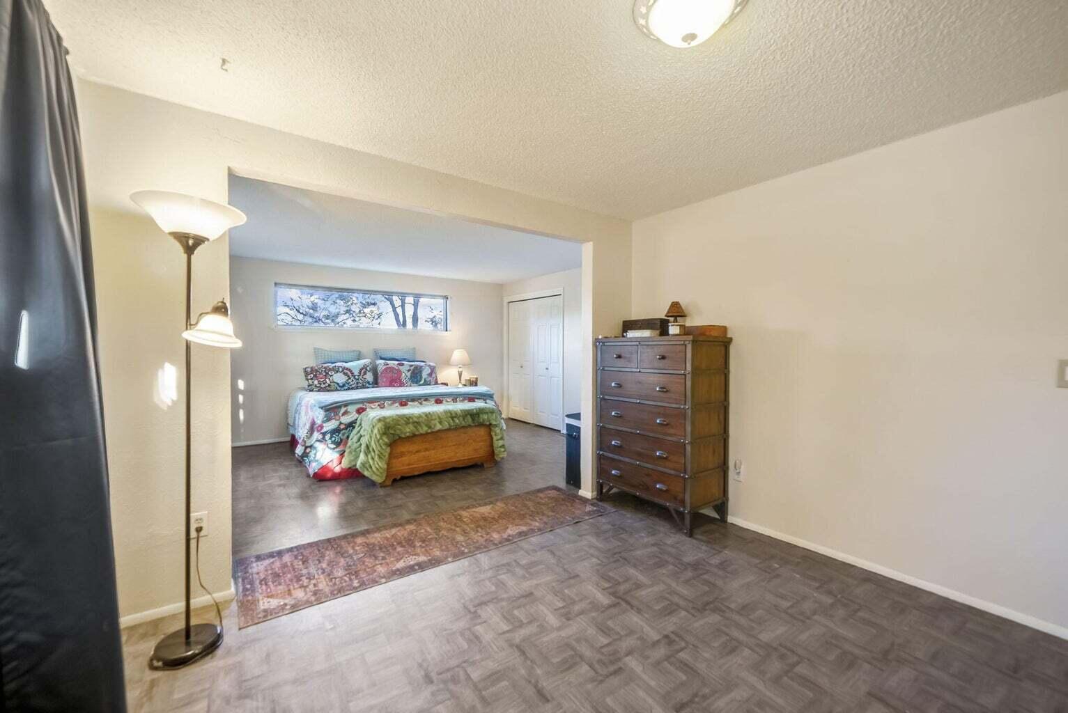 3525 SW Timber Avenue