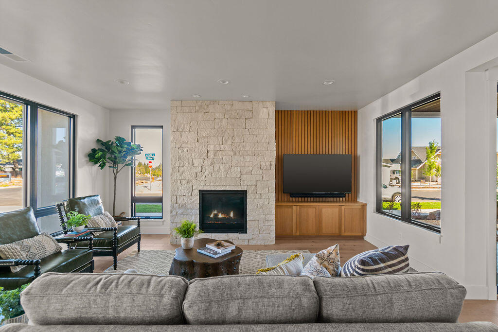 1179 NW Skyline Ranch Road, Lot 164