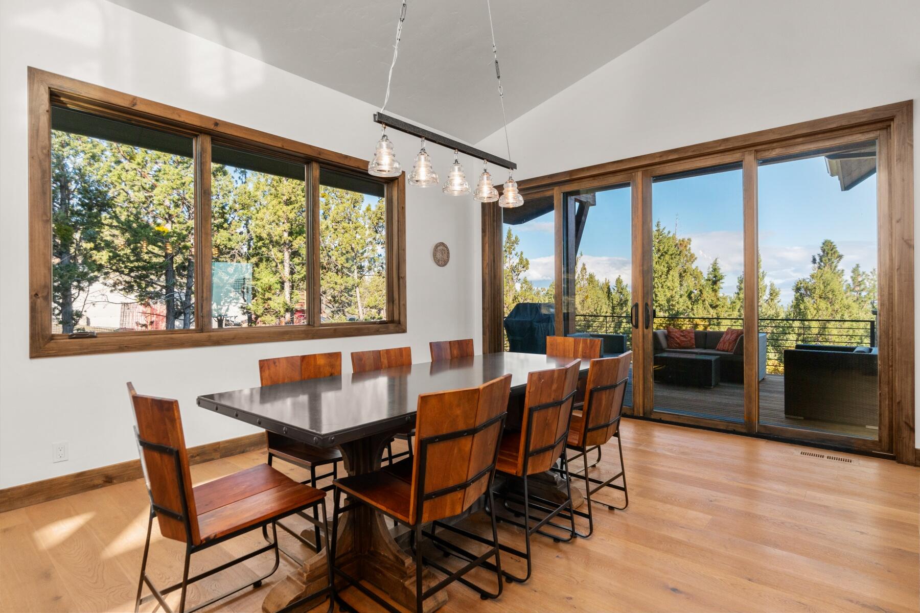 1572 NW Wild Rye Circle