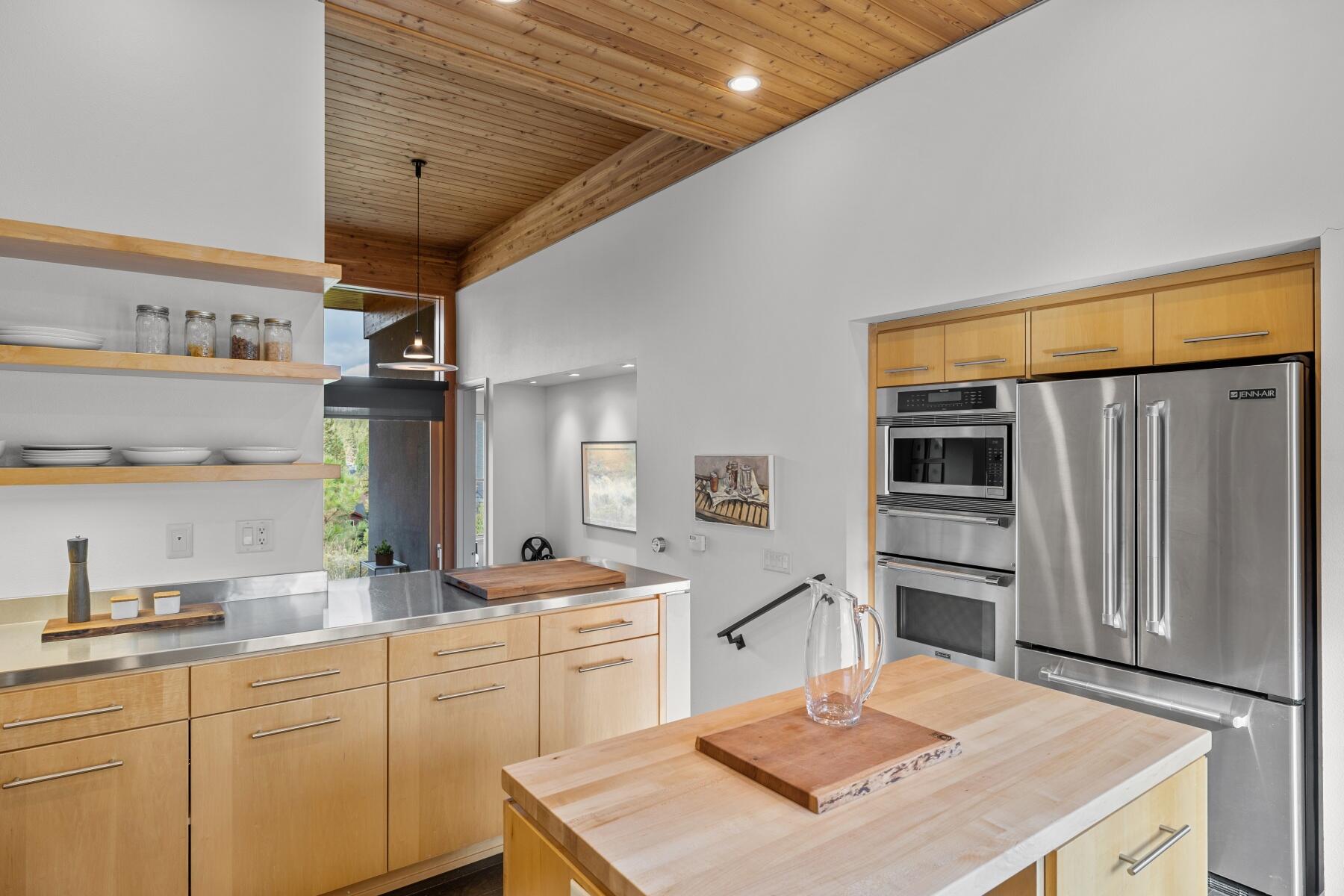 2225 NW Reserve Camp Court