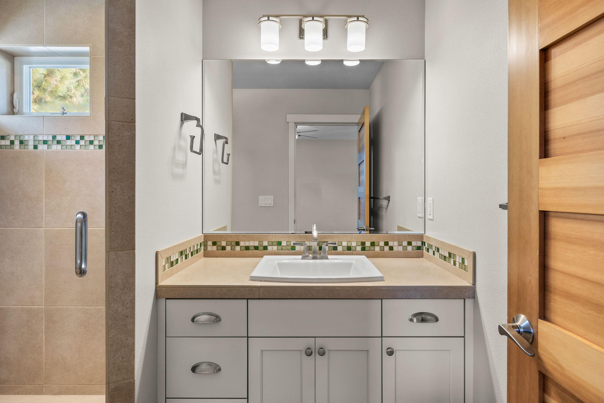 2335 NW High Lakes Loop