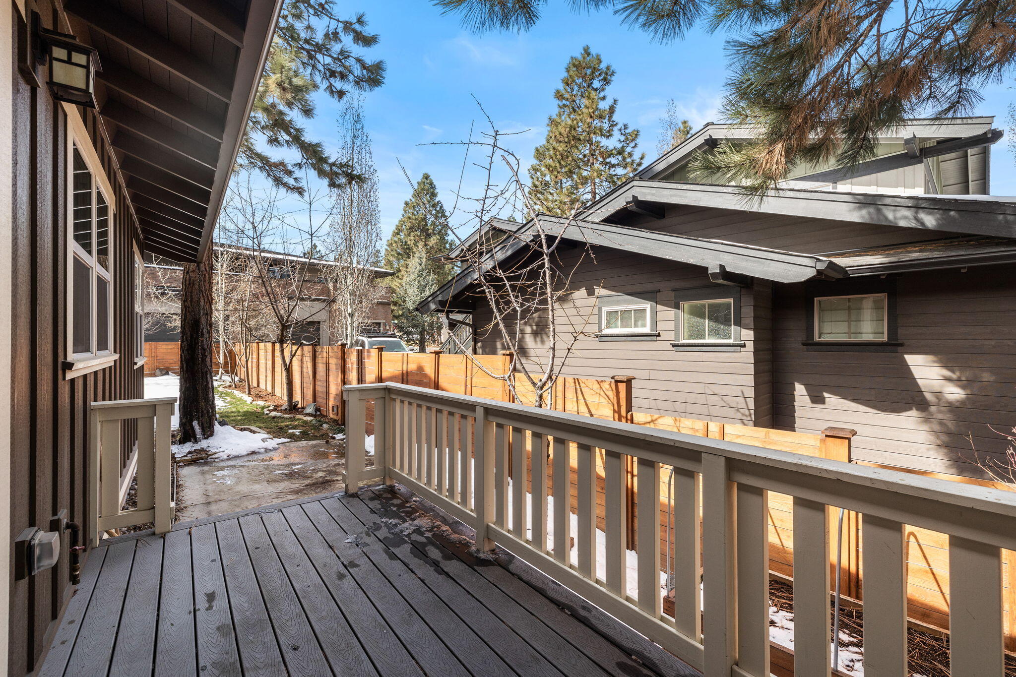 2335 NW High Lakes Loop