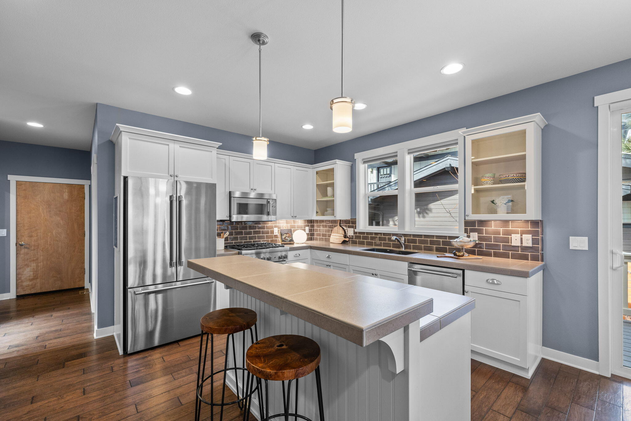 2335 NW High Lakes Loop