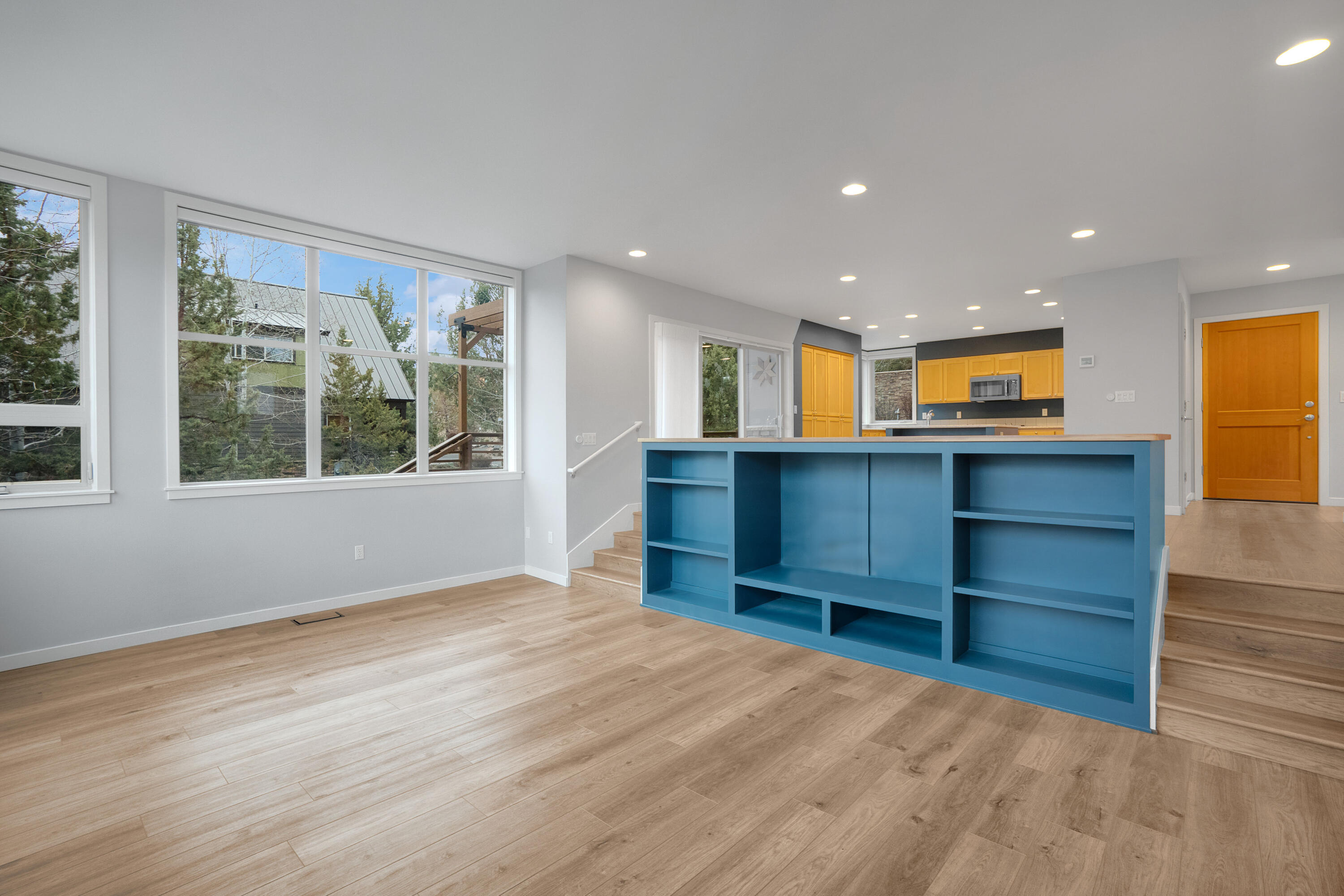 264 Volunteer Park Lane