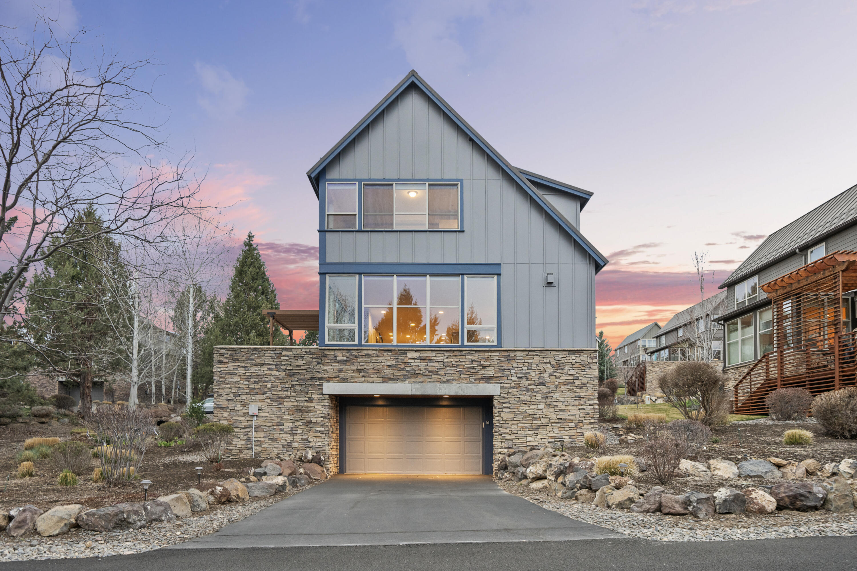 264 Volunteer Park Lane