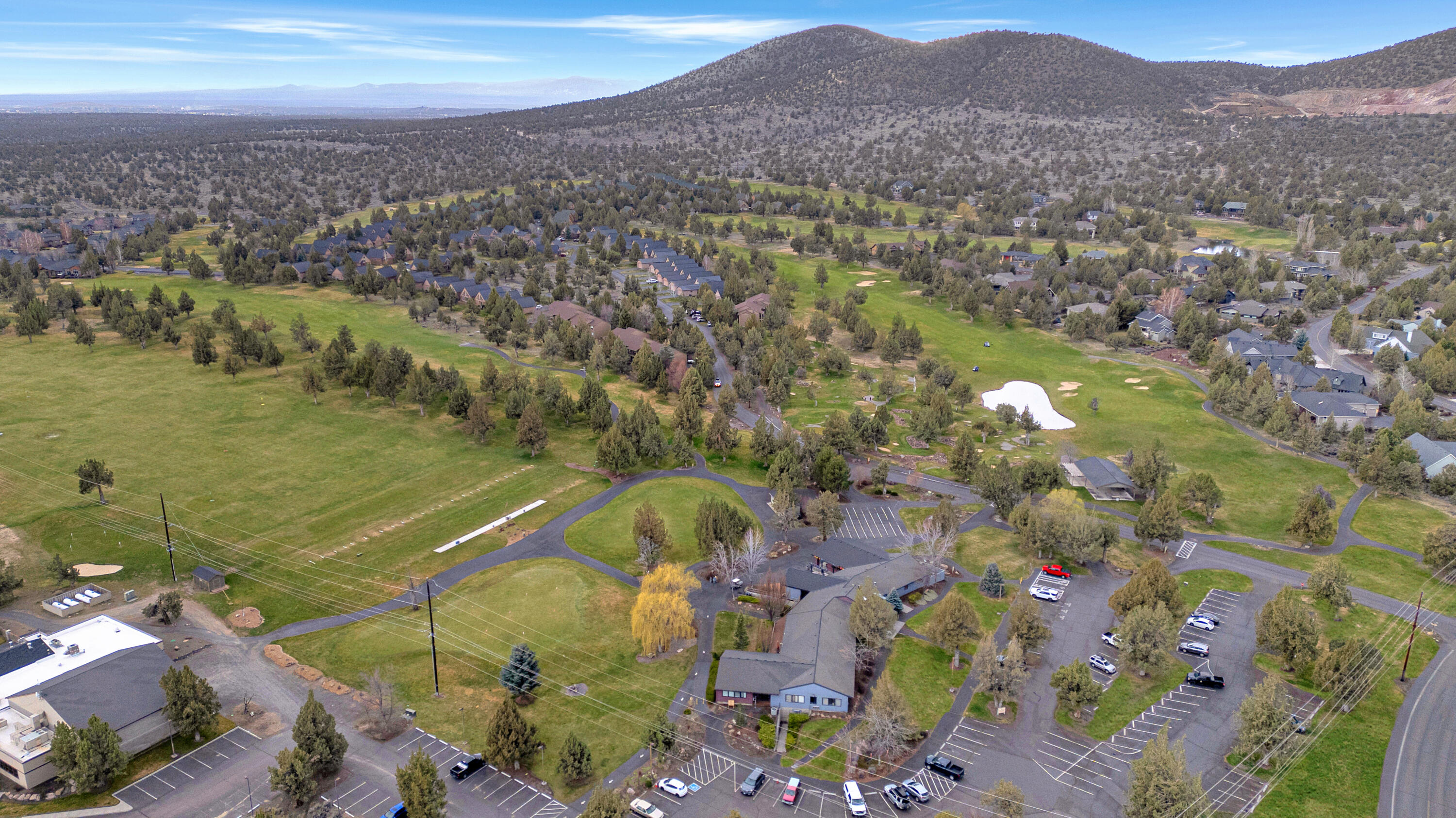 264 Volunteer Park Lane