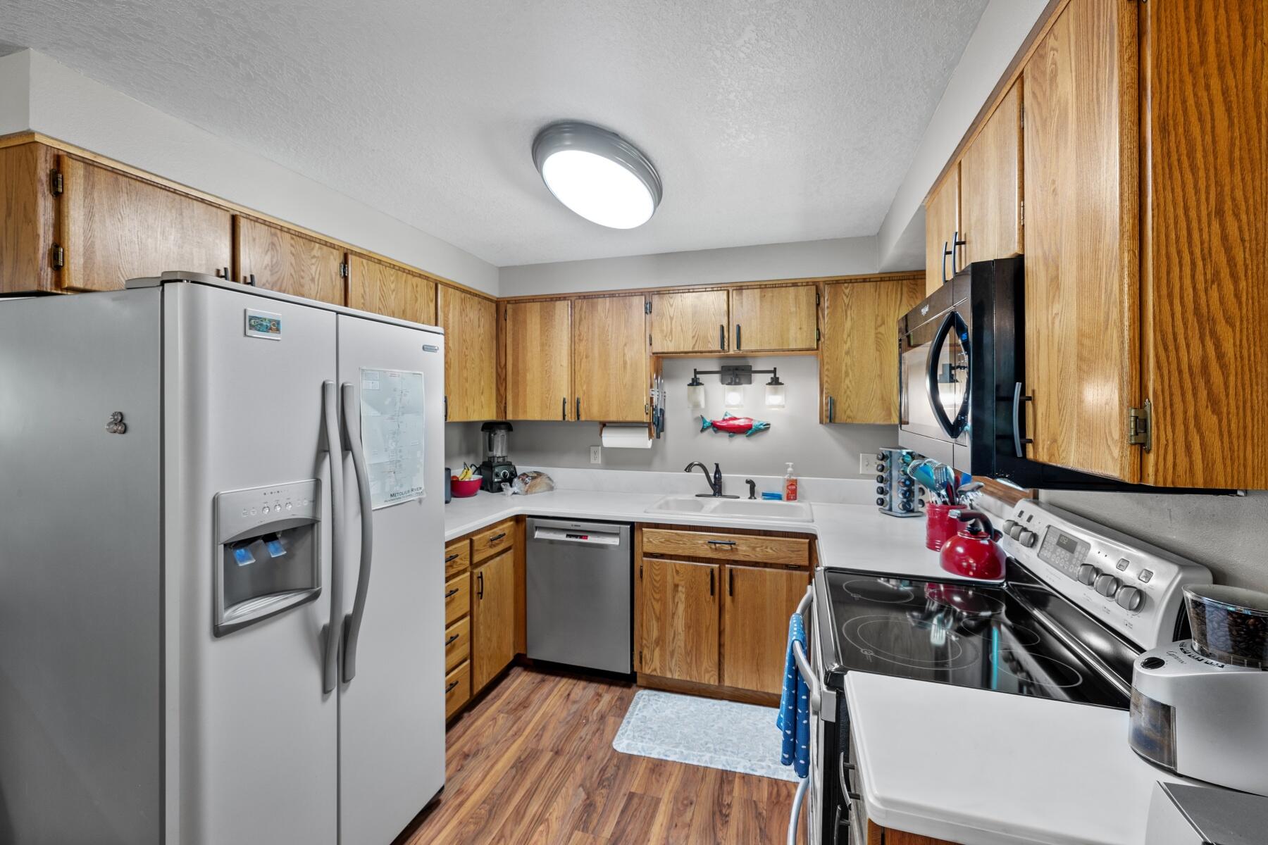 25513 SW Cold Springs Resort Lane