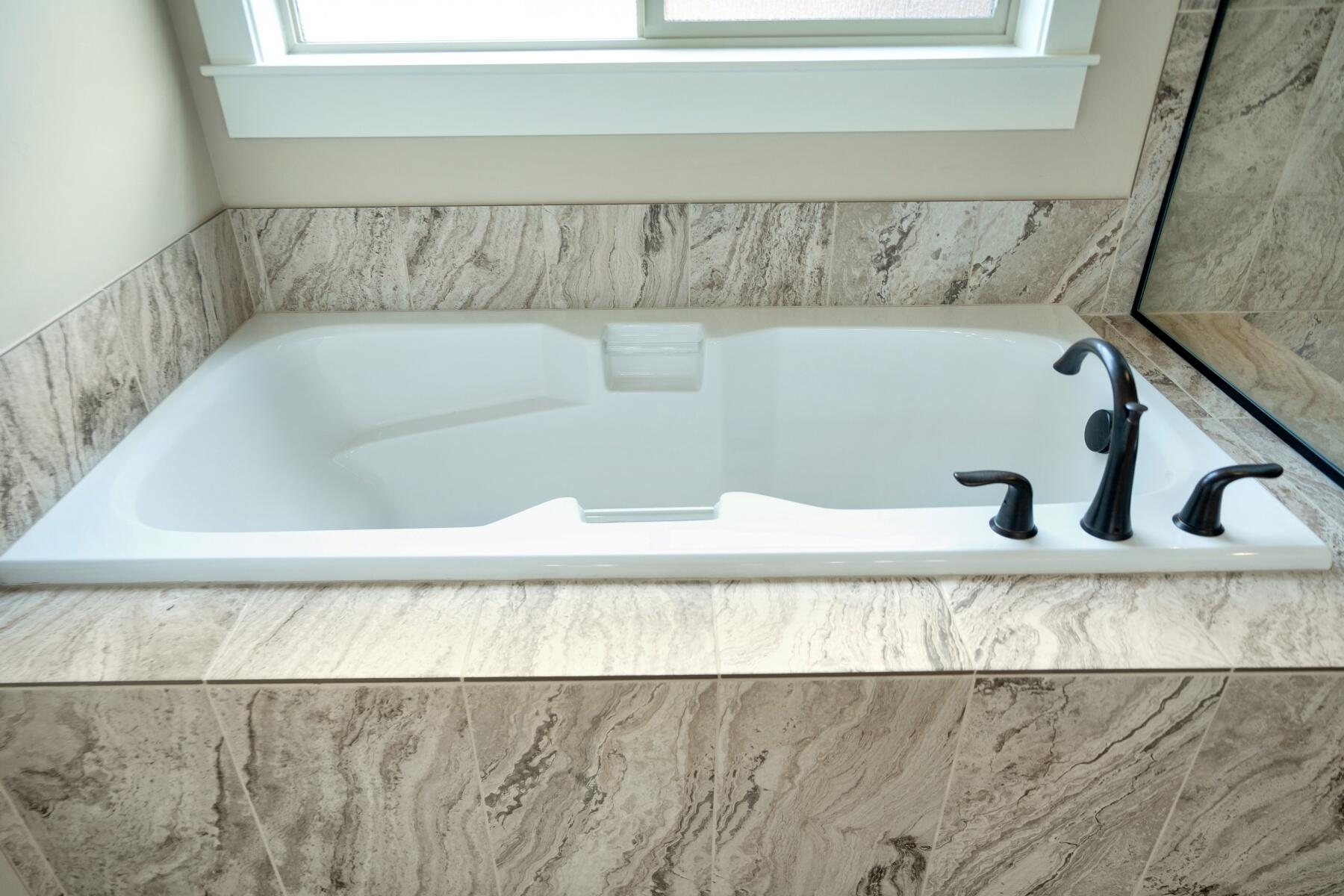 3093 NW Clubhouse Drive