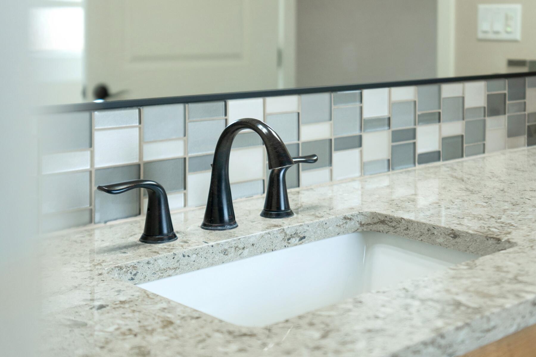 3093 NW Clubhouse Drive