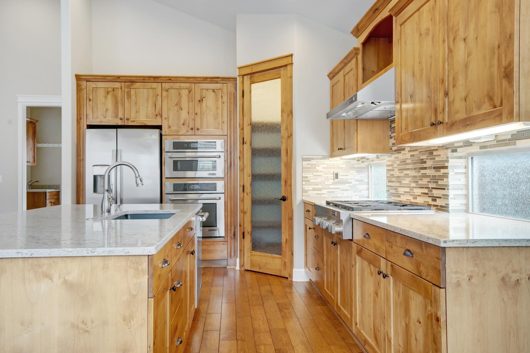 3093 NW Clubhouse Drive