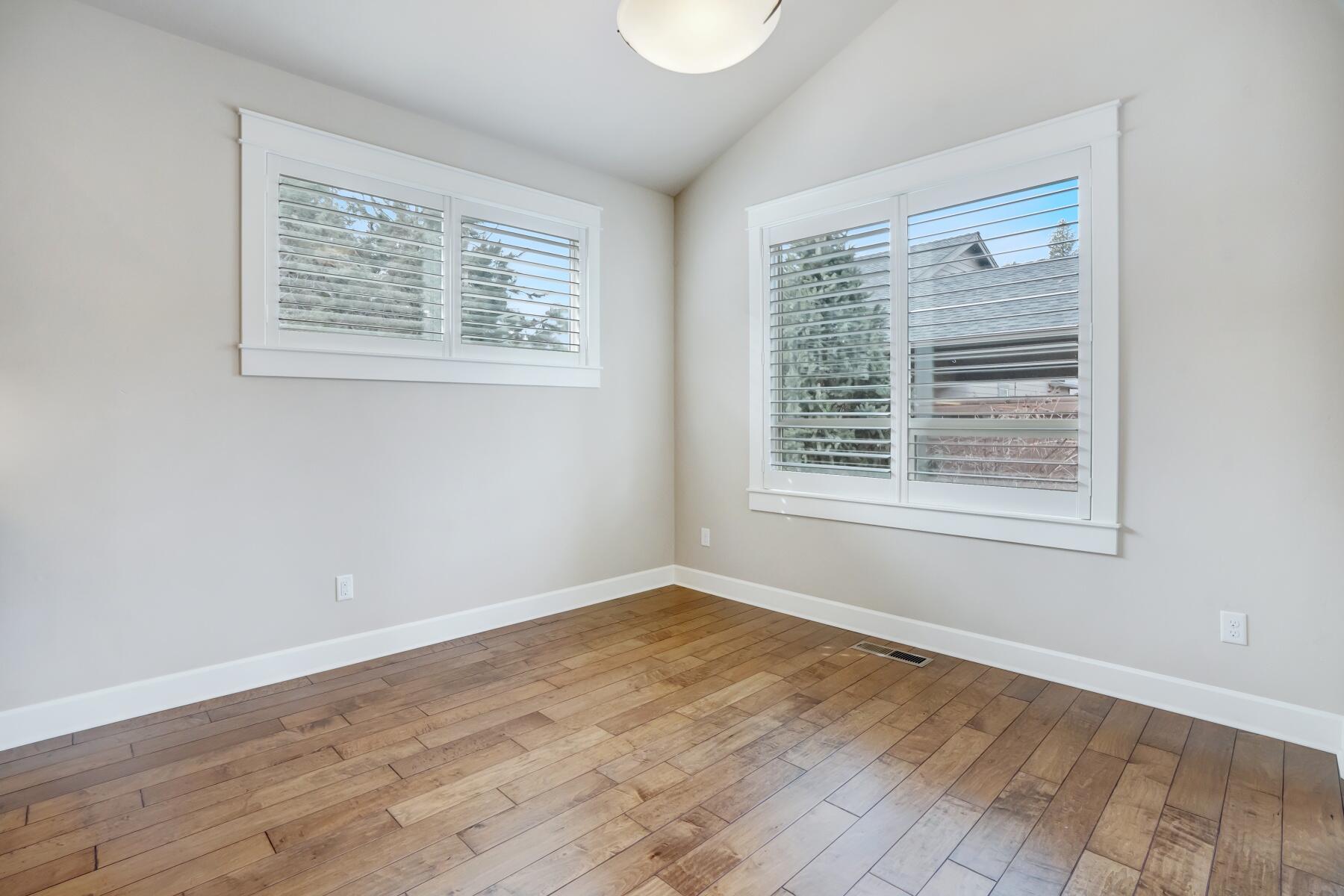 3093 NW Clubhouse Drive