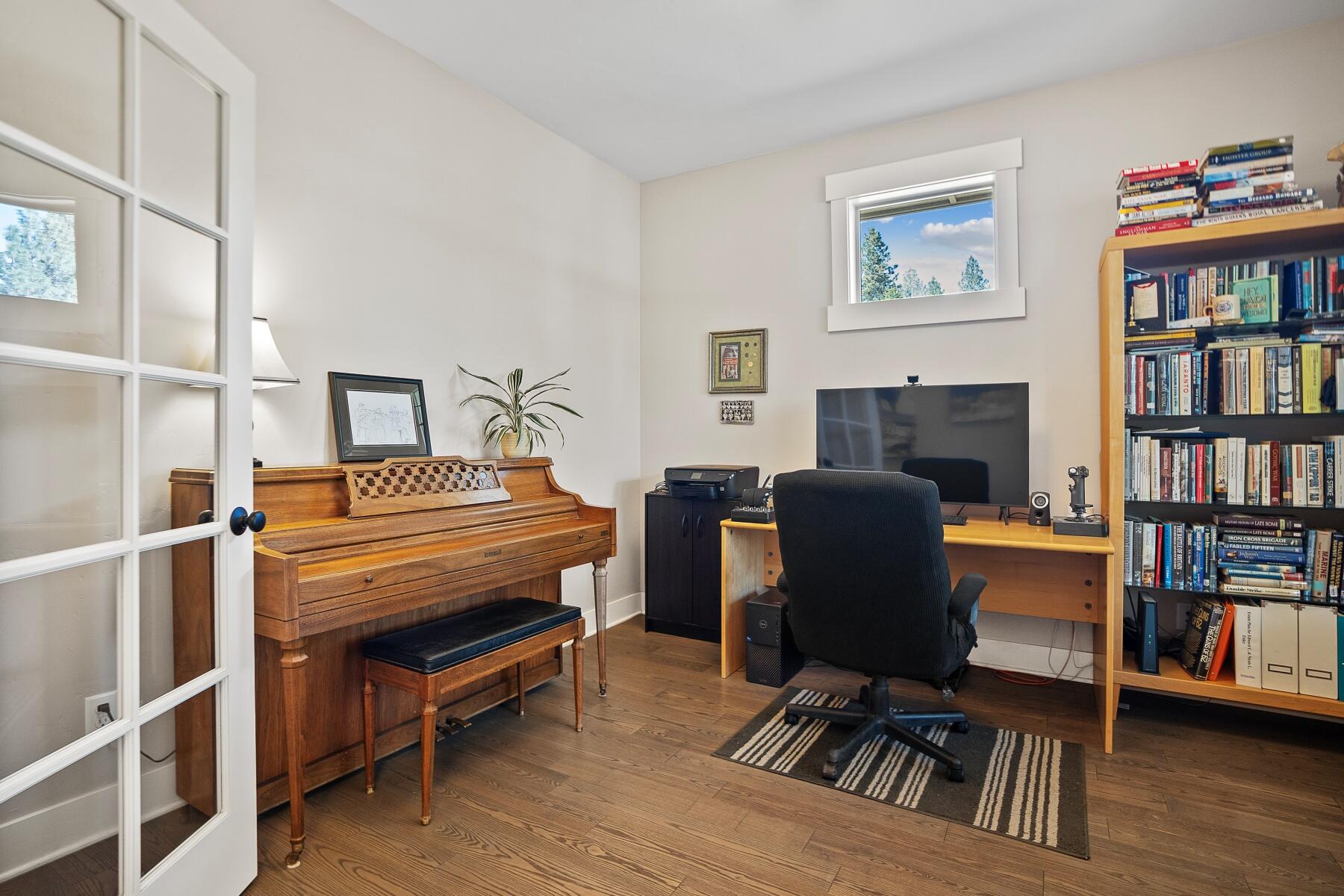 2832 NW McCook Court